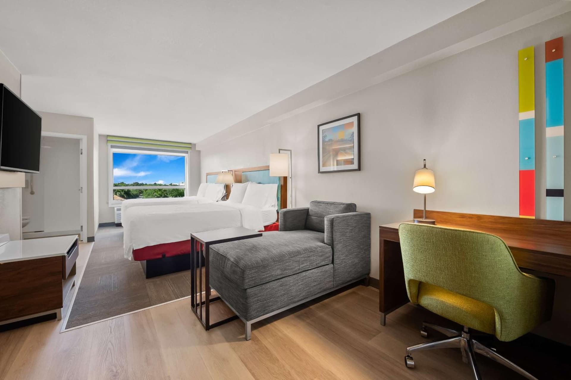 Hampton Inn & Suites Dallas Downtown studio suite in Dallas, Texas