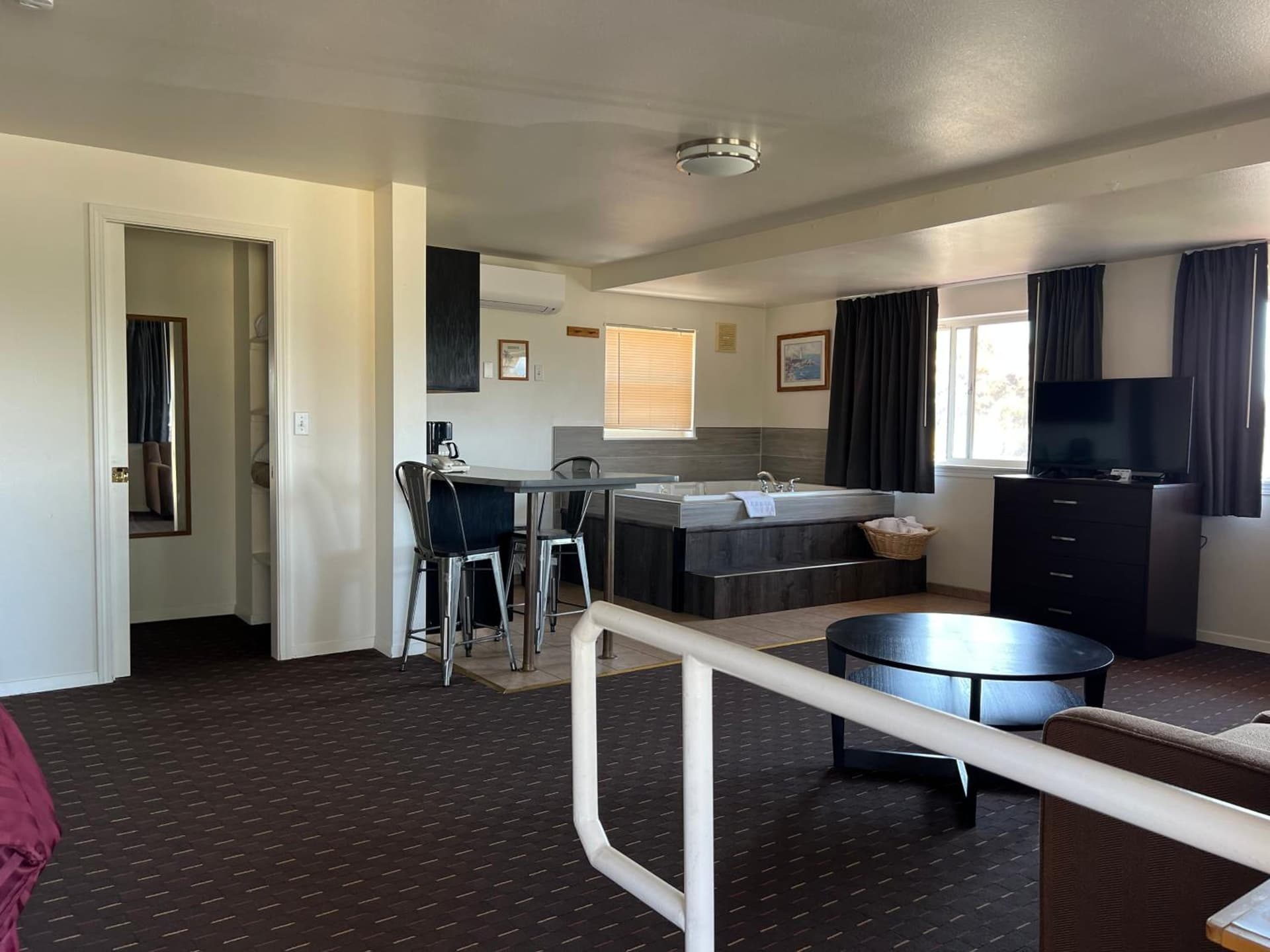 Port Townsend Inn gallery photo in Port Townsend, WA — image 85