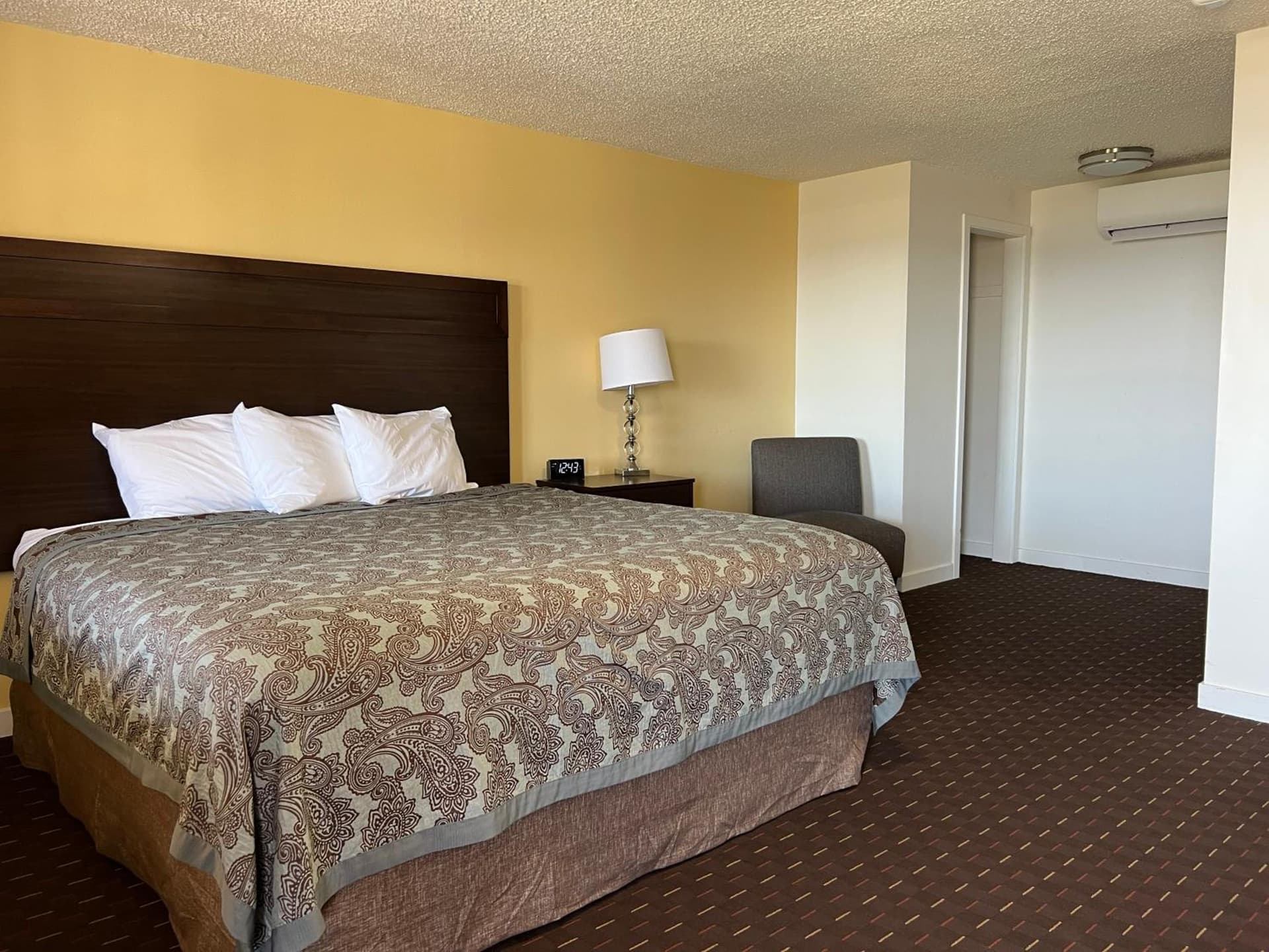 Port Townsend Inn gallery photo in Port Townsend, WA — image 64