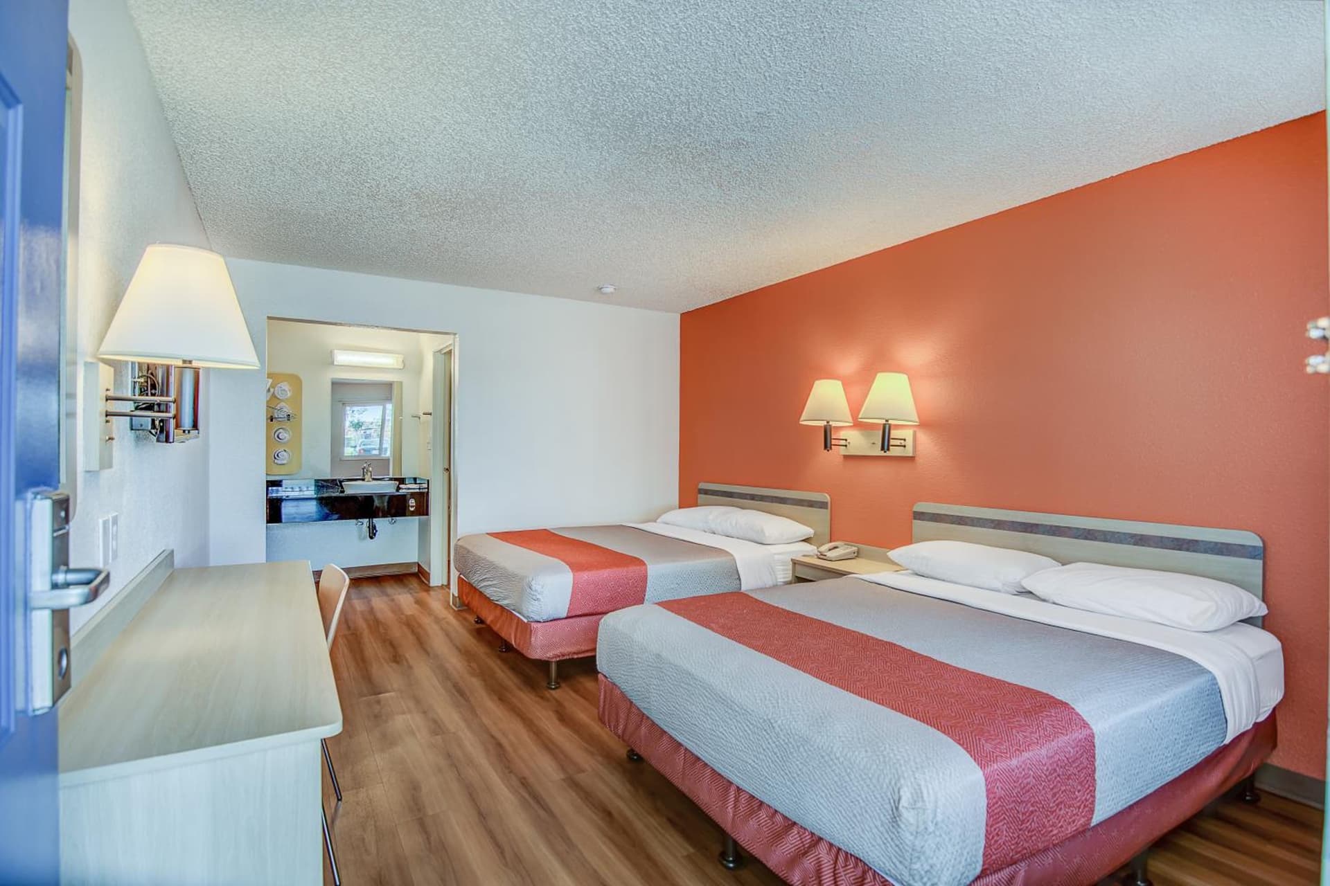 Motel 6-Stockton, CA - Charter Way West property views in Stockton, CA — gallery photo 3