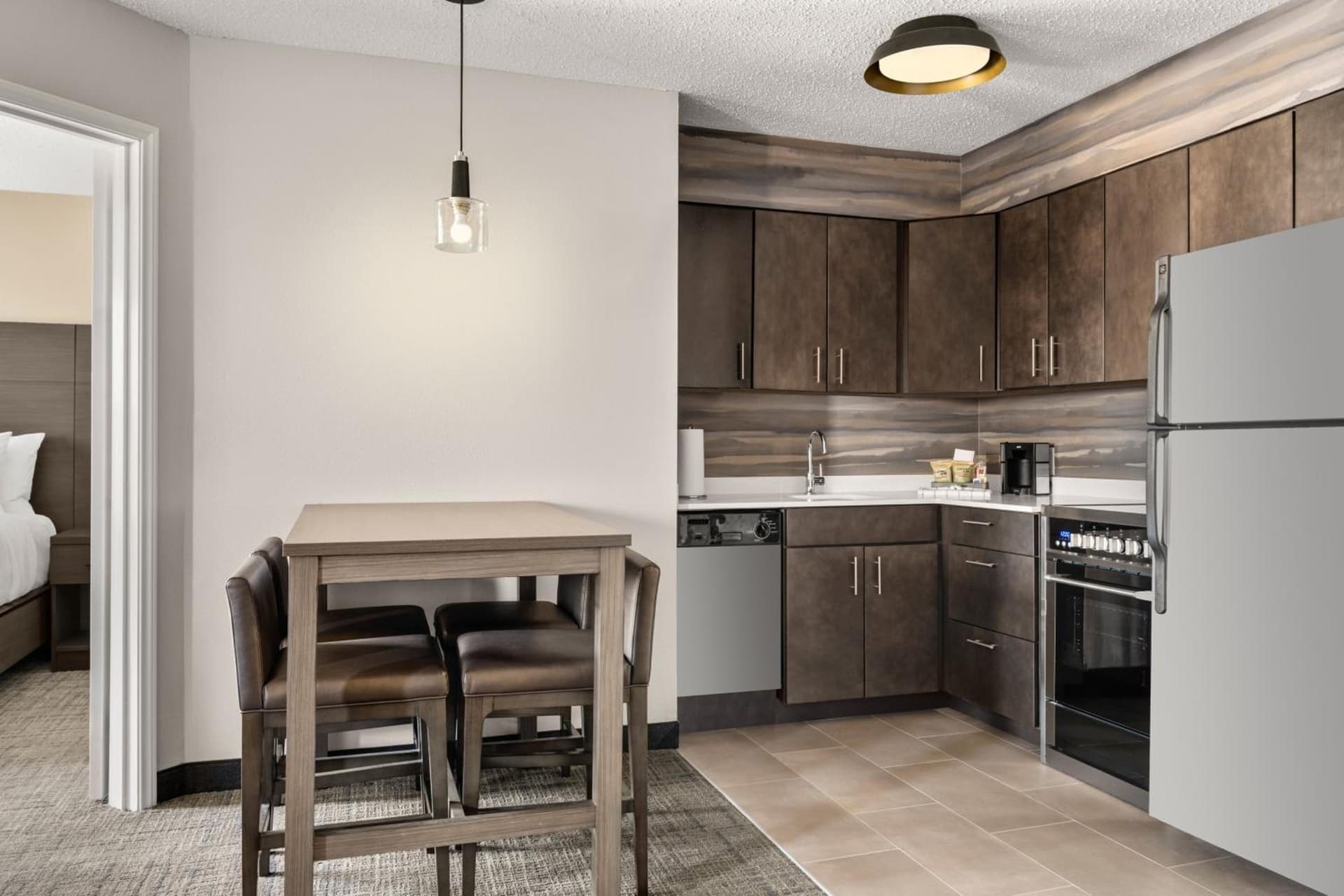 Residence Inn by Marriott Davenport gallery photo in Davenport, IA — image 12