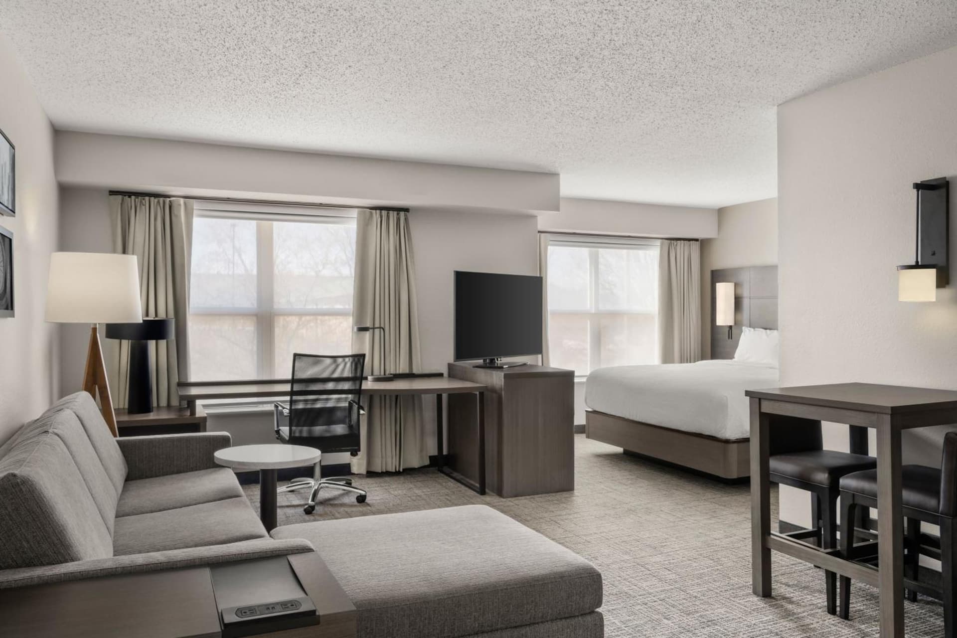 Residence Inn by Marriott Davenport gallery photo in Davenport, IA — image 10