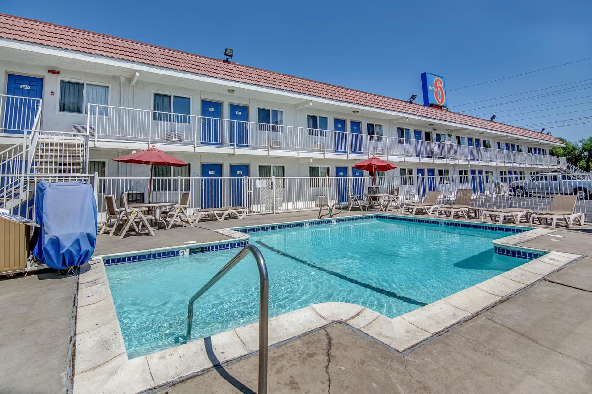 Motel 6-Stockton, CA - Charter Way West gallery photo in Stockton, CA — image 67
