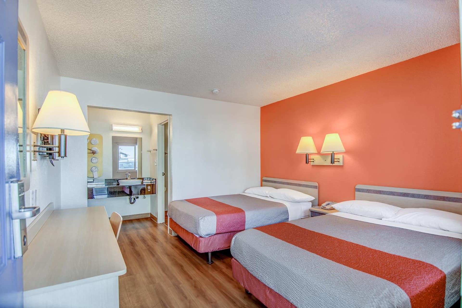 Motel 6-Stockton, CA - Charter Way West gallery photo in Stockton, CA — image 71