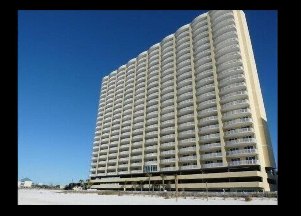 Beautiful Beachfront Views - The Retreat at Emerald Isle property views in Panama City Beach, FL — gallery photo 3