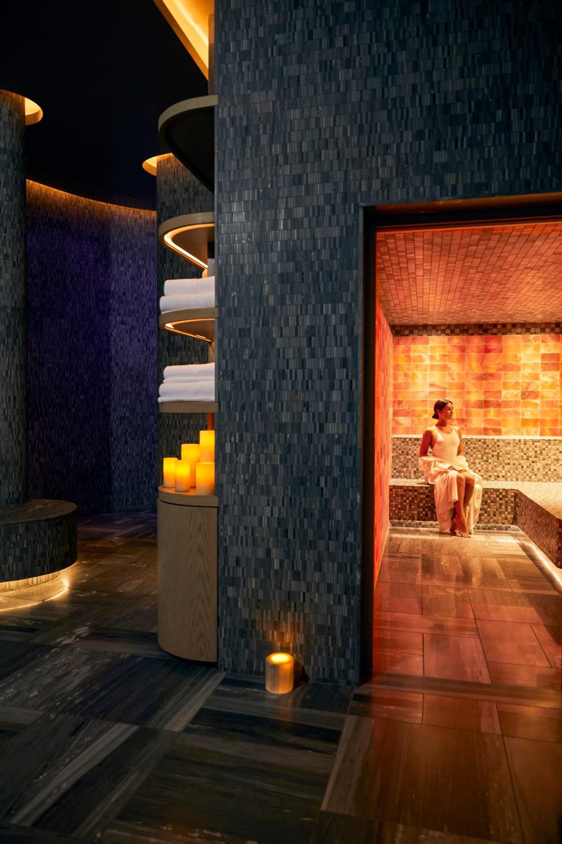 Fairmont Century Plaza Gold Experience gallery photo in Los Angeles, CA — image 96