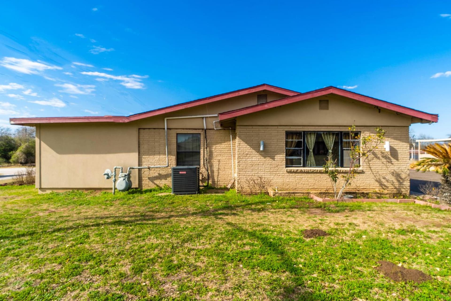 OYO Hotel Beeville -US 181 property views in Beeville, TX — gallery photo 3