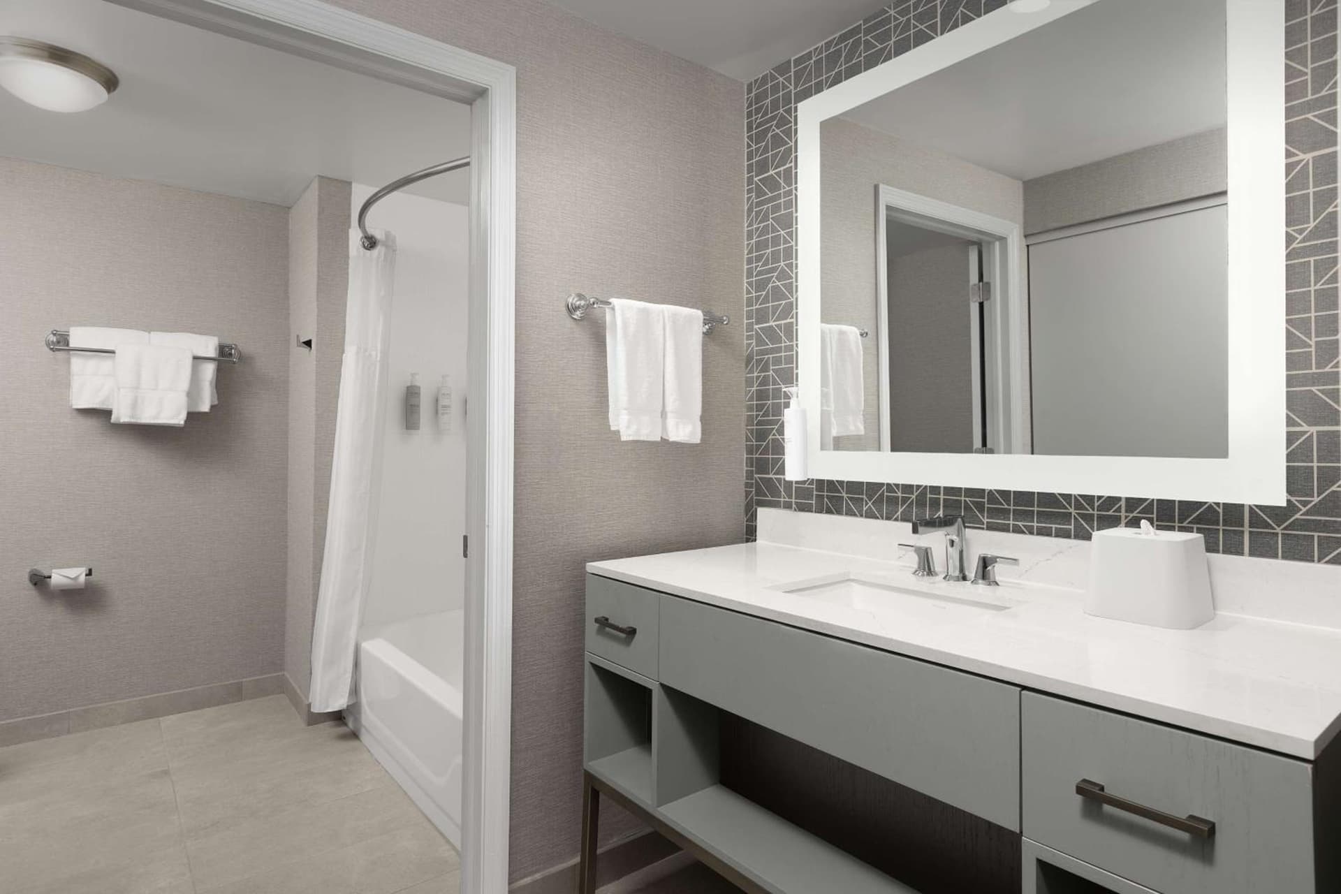 Homewood Suites by Hilton Reading-Wyomissing gallery photo in Wyomissing, PA — image 13