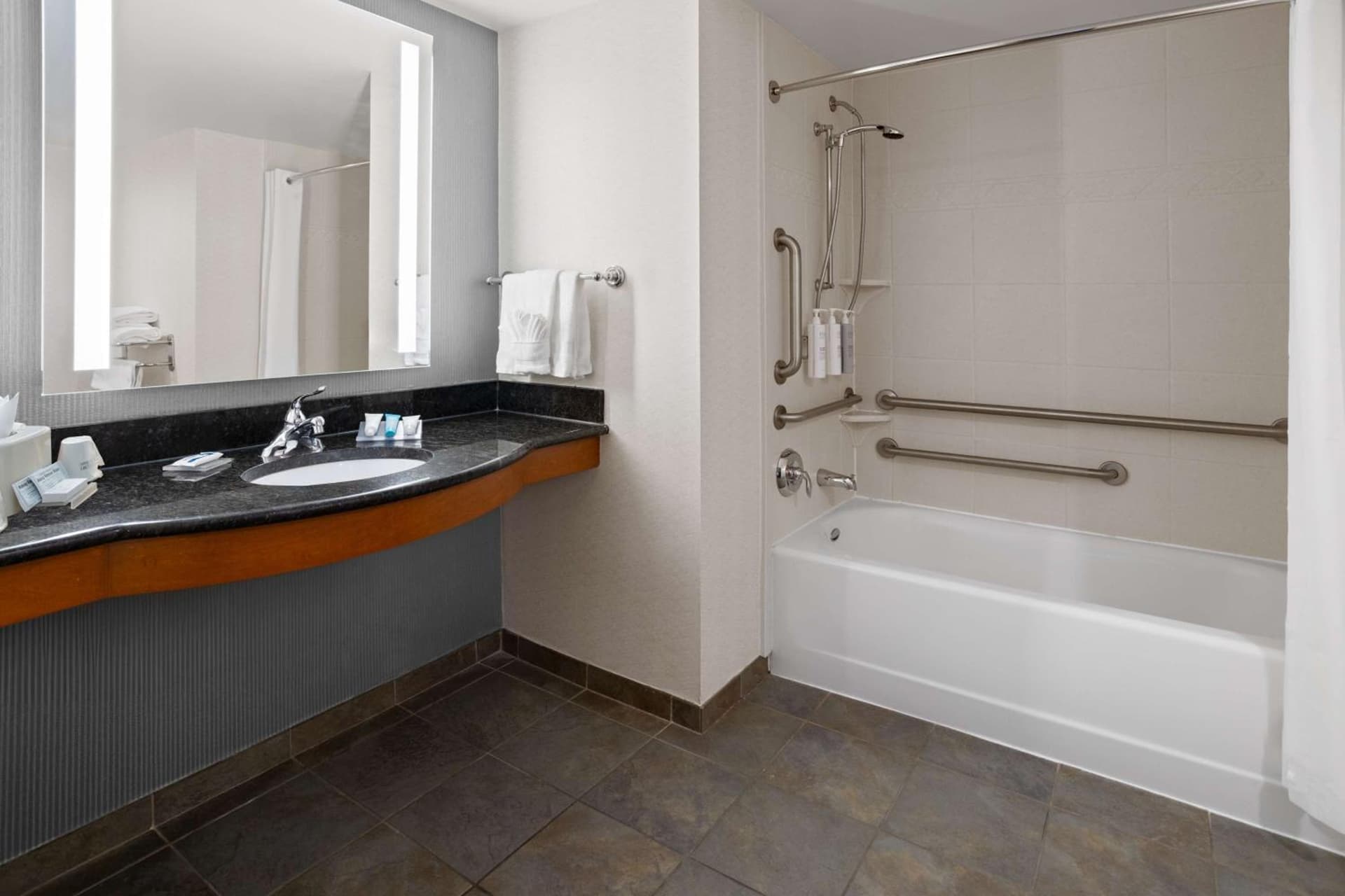 Hilton Garden Inn Milford gallery photo in Milford, CT — image 6