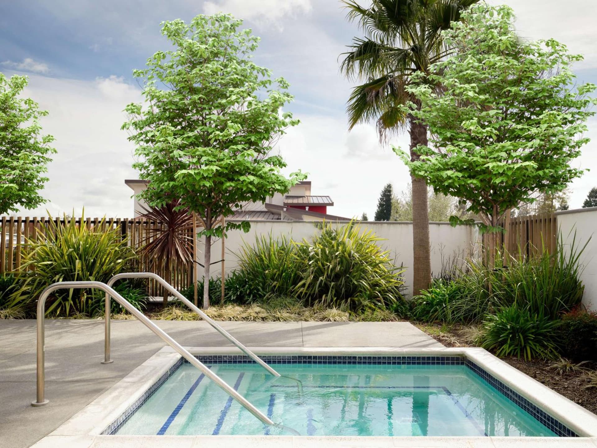 Hotel Centro Sonoma Wine Country, Tapestry Collection Hilton gallery photo in Rohnert Park, CA — image 29
