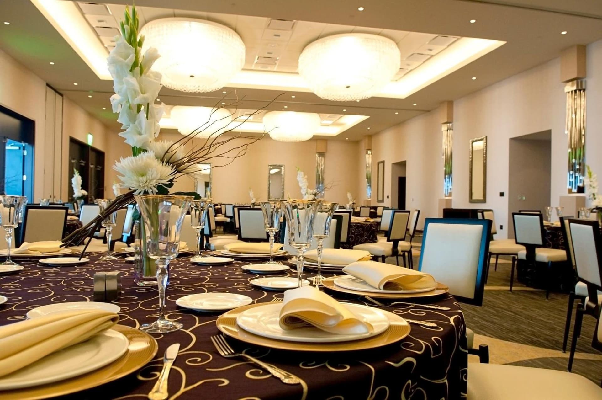 Kimpton Hotel Palomar Phoenix Cityscape by IHG gallery photo in Phoenix, AZ — image 93