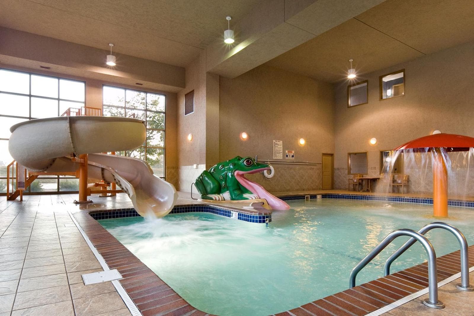 ClubHouse Hotel Sioux Falls gallery photo in Sioux Falls, SD — image 16