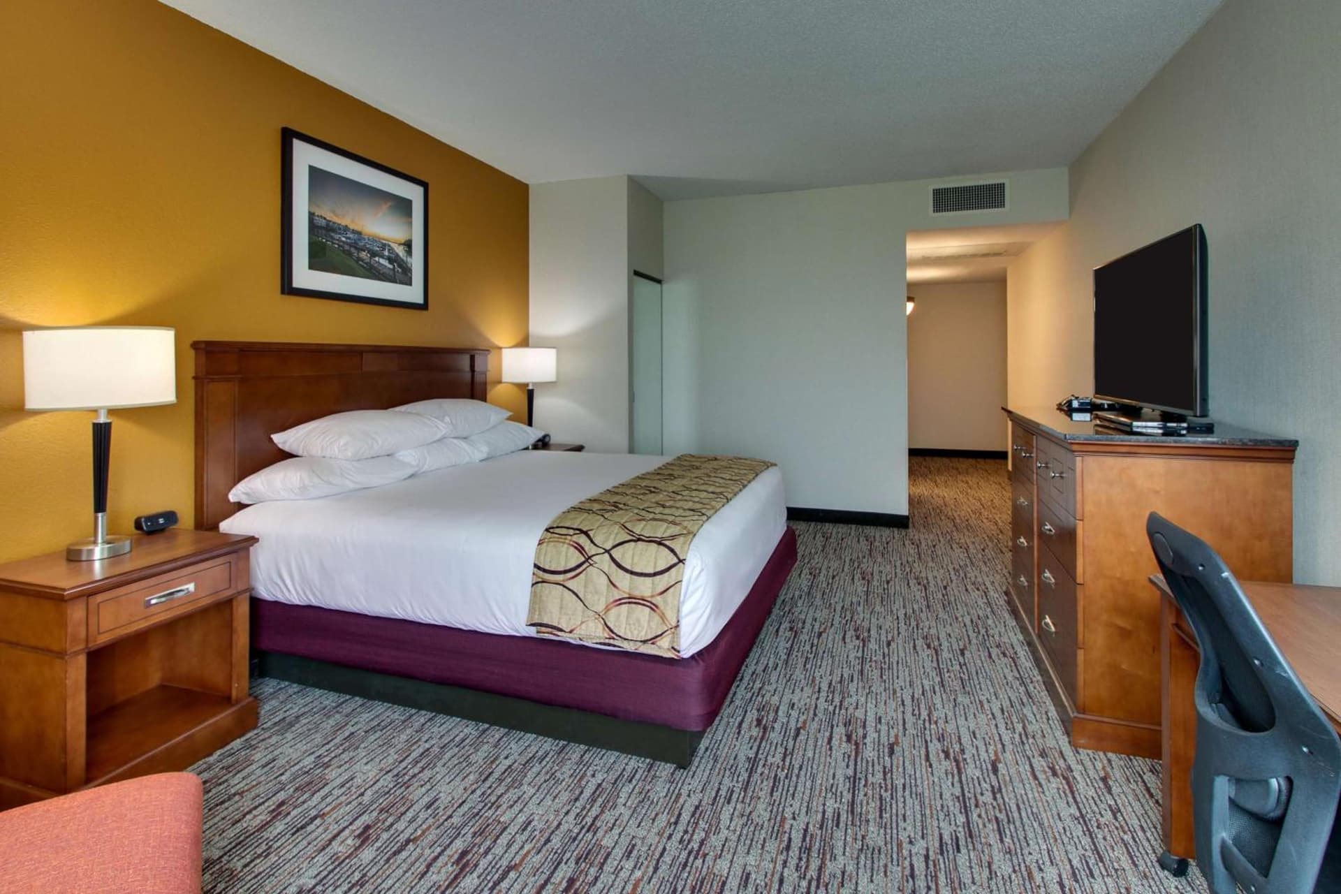 Drury Inn & Suites Charlotte Northlake gallery photo in Charlotte, NC — image 40