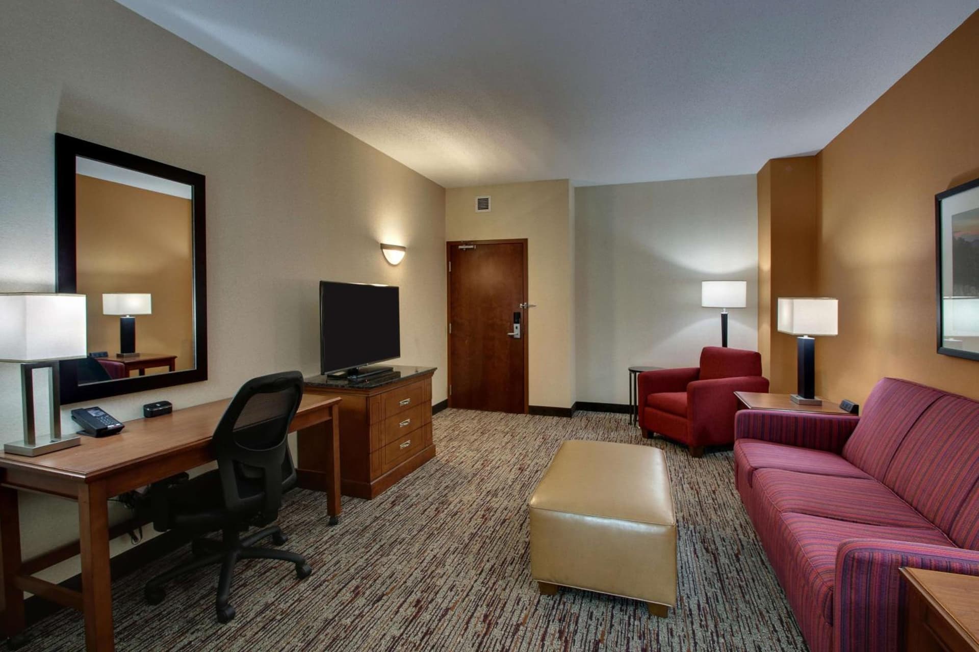 Drury Inn & Suites Charlotte Northlake gallery photo in Charlotte, NC — image 43