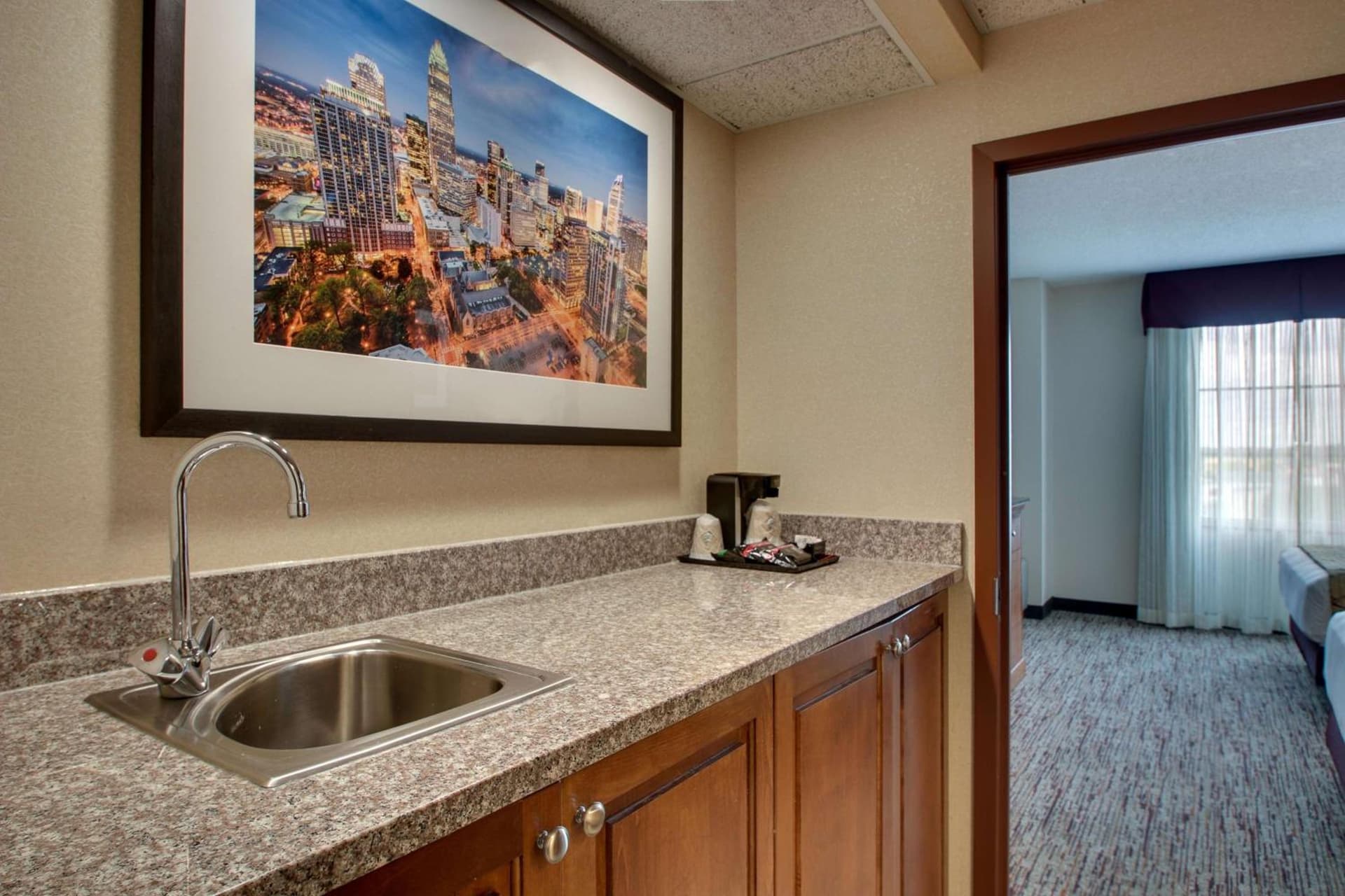 Drury Inn & Suites Charlotte Northlake gallery photo in Charlotte, NC — image 67