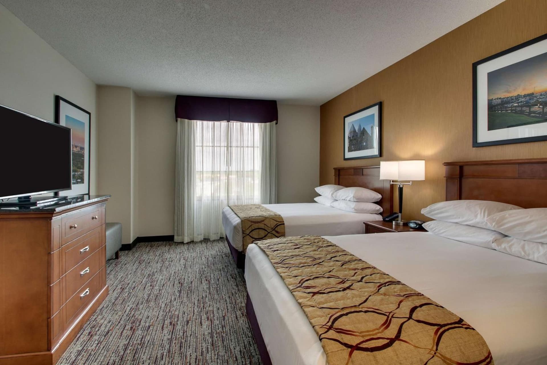 Drury Inn & Suites Charlotte Northlake gallery photo in Charlotte, NC — image 26