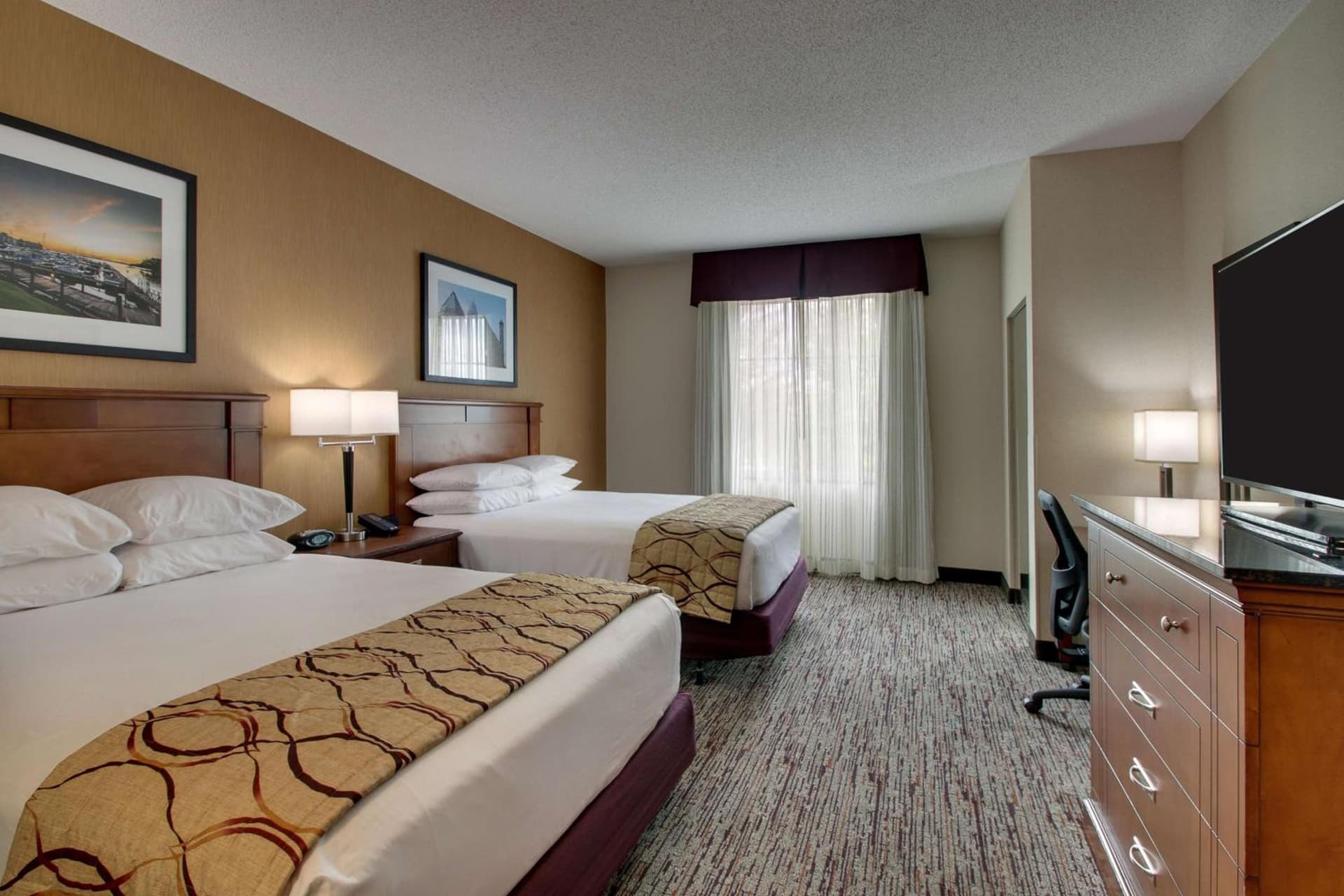 Drury Inn & Suites Charlotte Northlake gallery photo in Charlotte, NC — image 68