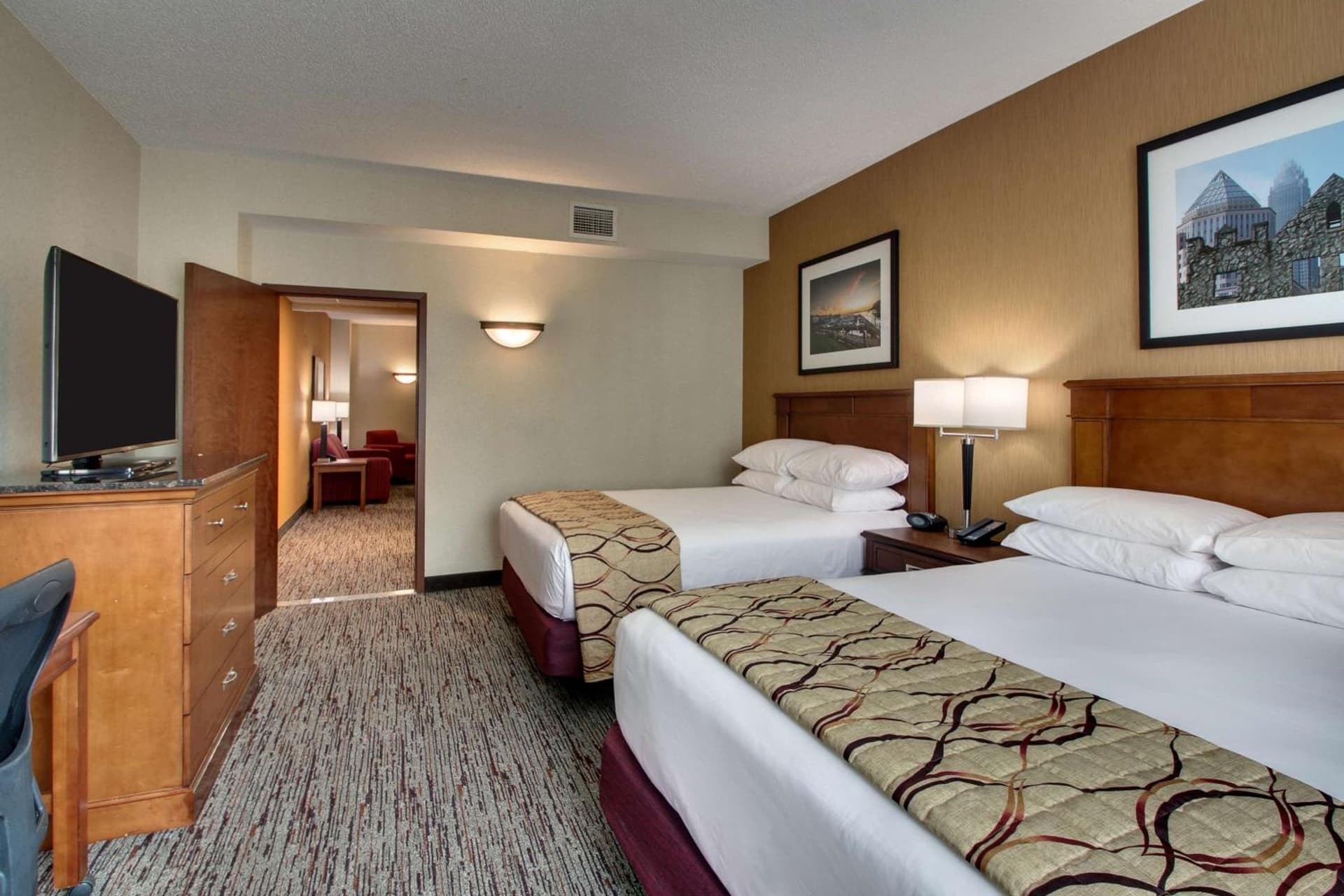 Drury Inn & Suites Charlotte Northlake property views in Charlotte, NC — gallery photo 3