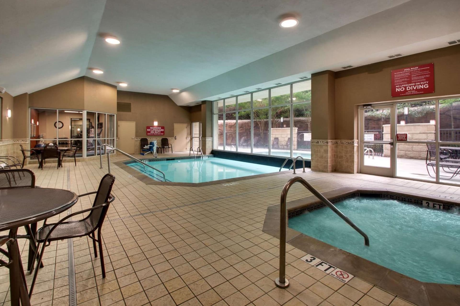 Drury Inn & Suites Charlotte Northlake gallery photo in Charlotte, NC — image 73