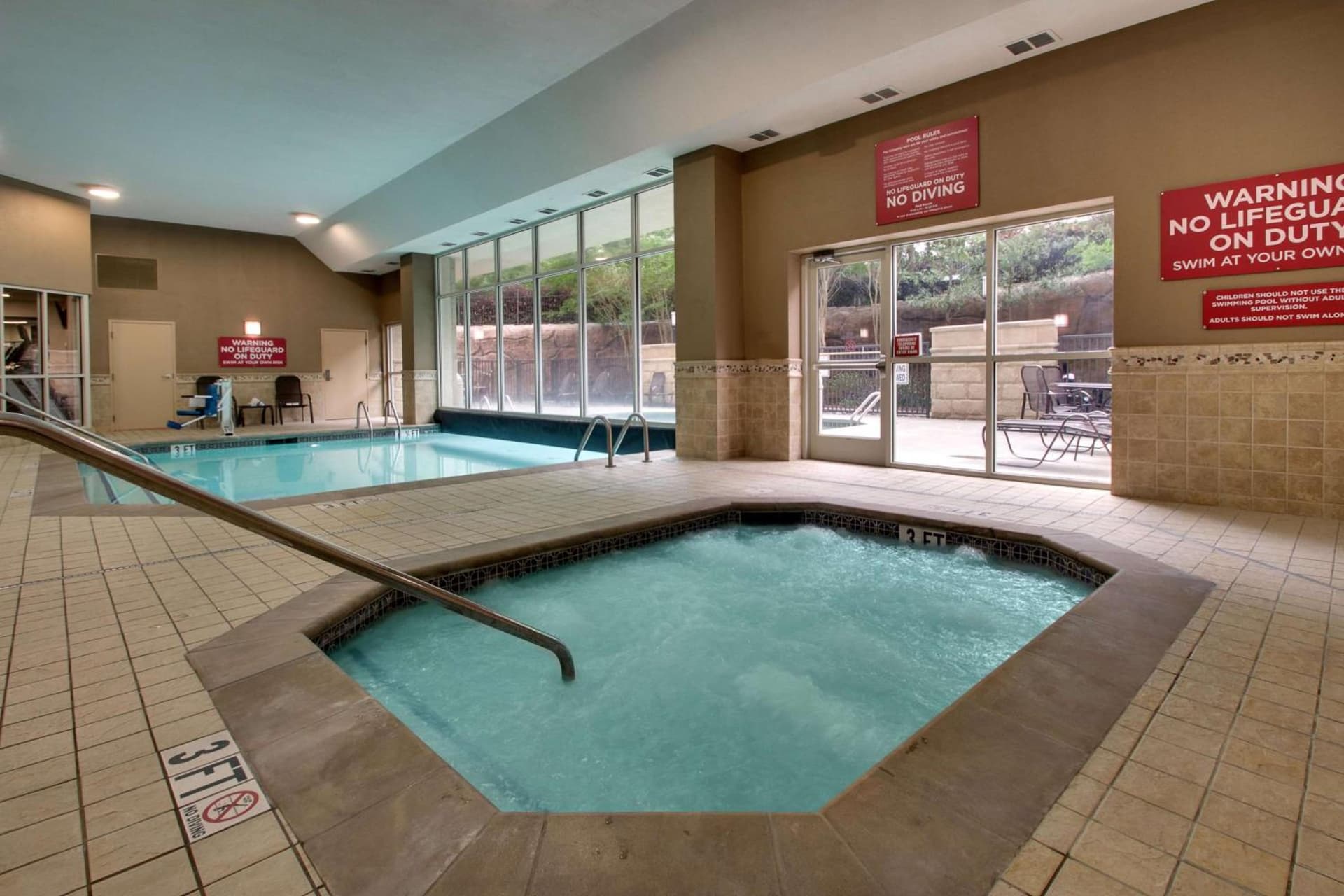 Drury Inn & Suites Charlotte Northlake gallery photo in Charlotte, NC — image 33