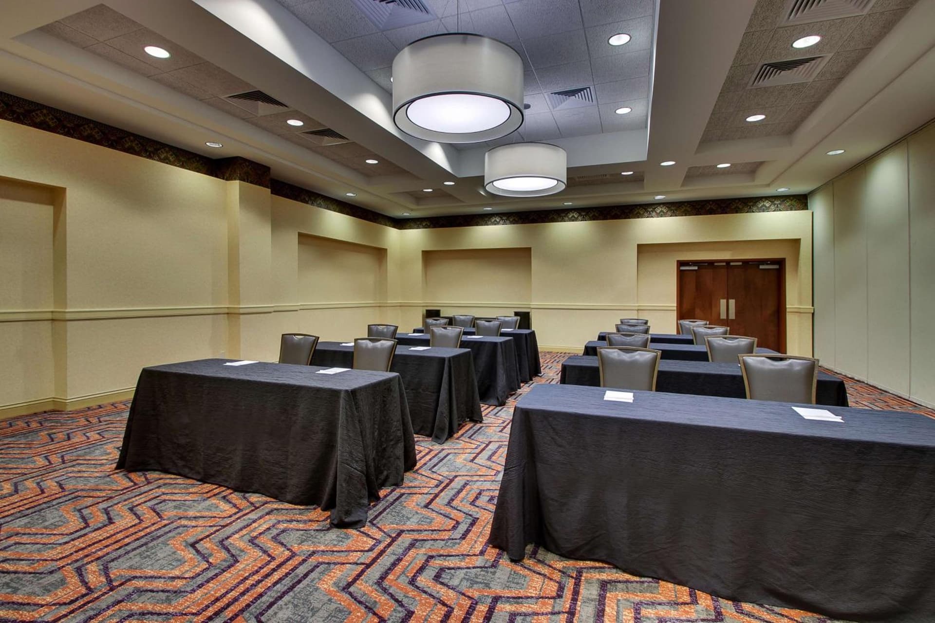 Drury Inn & Suites Charlotte Northlake gallery photo in Charlotte, NC — image 50