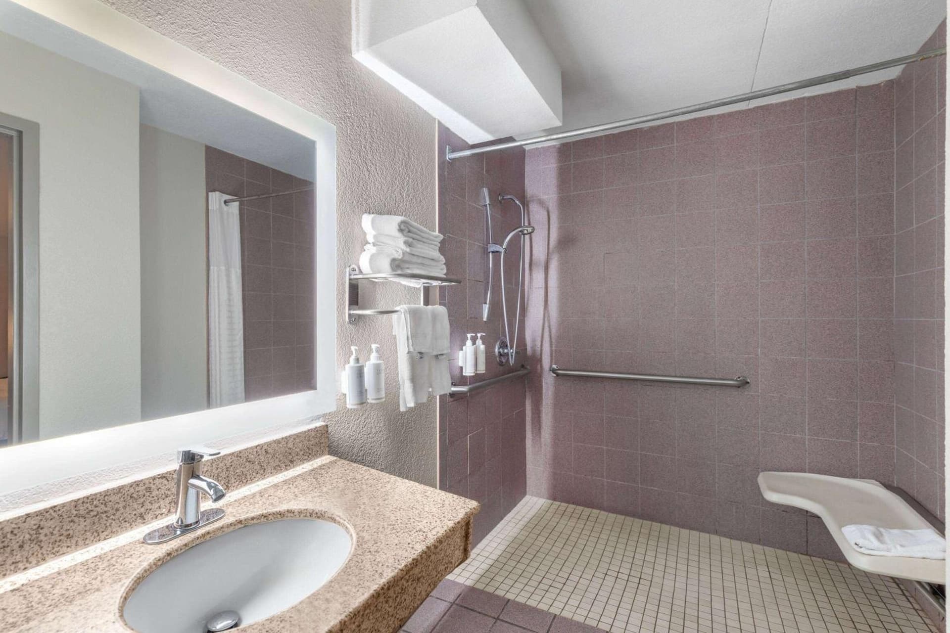 Days Inn by Wyndham Chattanooga Lookout Mountain West gallery photo in Chattanooga, TN — image 10