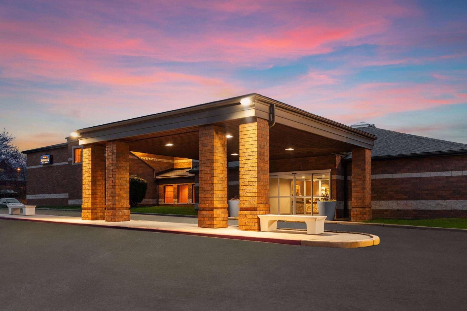Baymont by Wyndham Copley Akron featured exterior or lobby in Copley, OH — similar hotel
