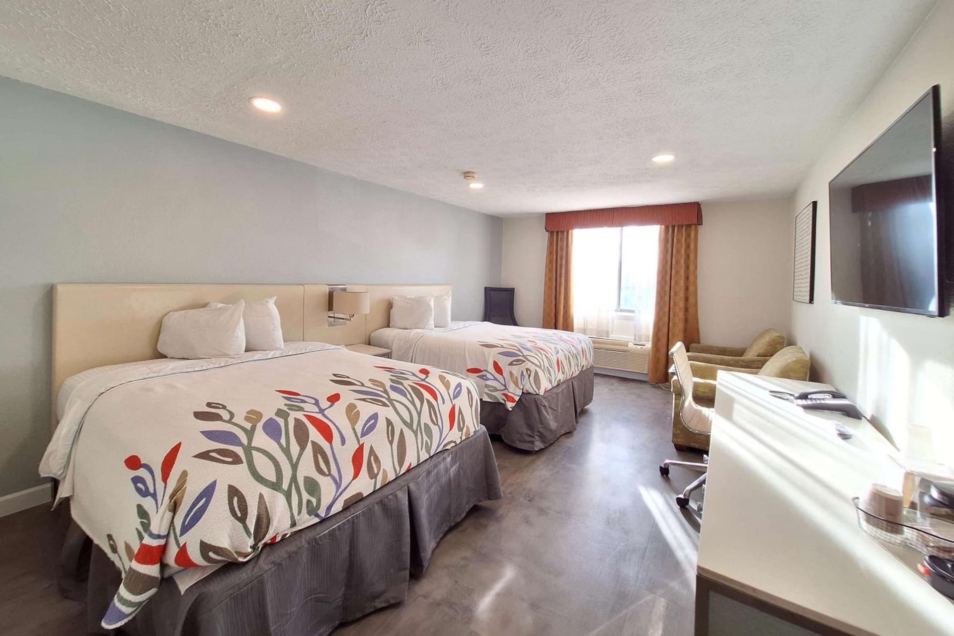 Travelodge by Wyndham Indianapolis Speedway gallery photo in Indianapolis, IN — image 5