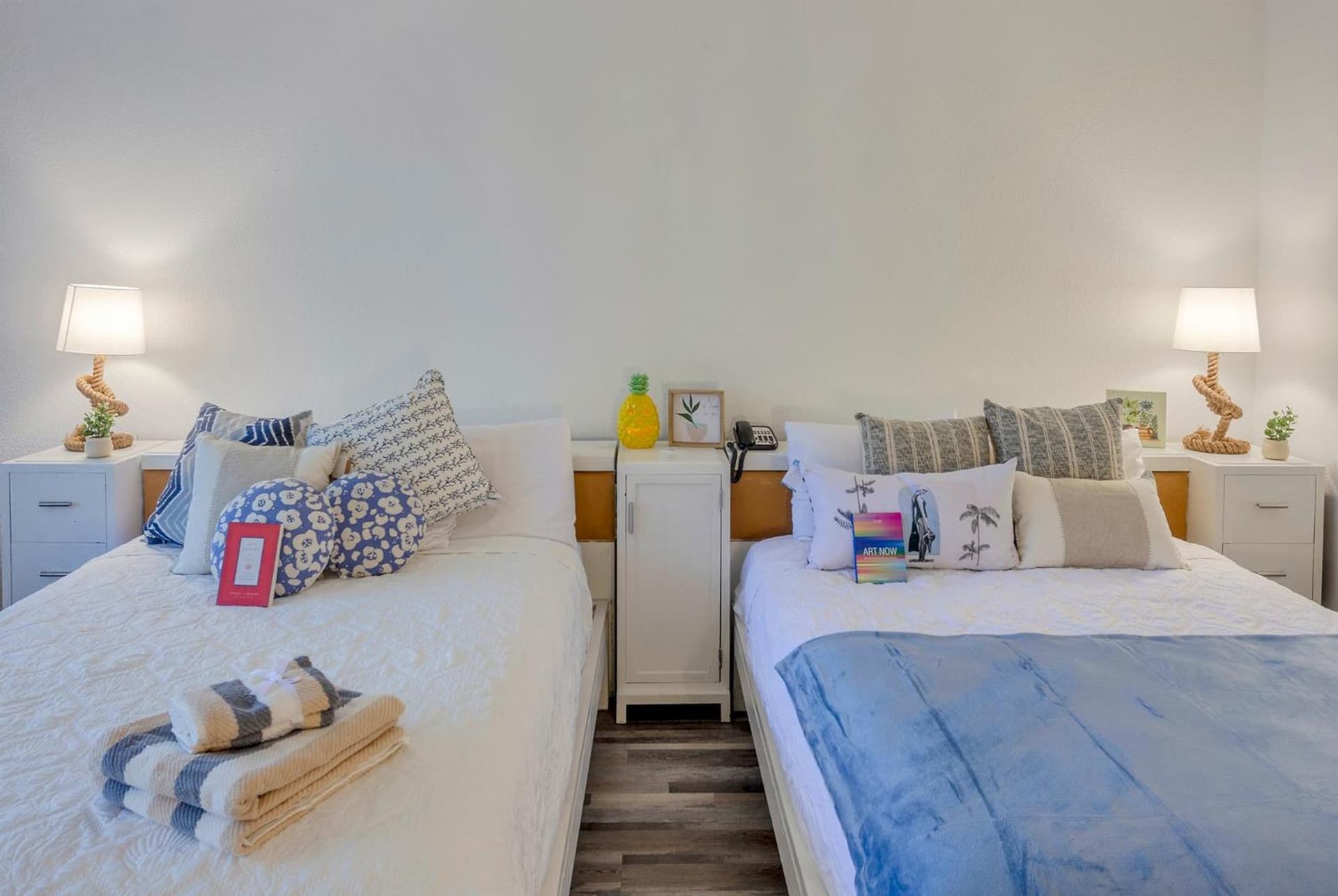 TAMPA BAY, BEACH step away, WIFI, FREE PARKING,POOLS, JACUZZI gallery photo in Ruskin, FL — image 100