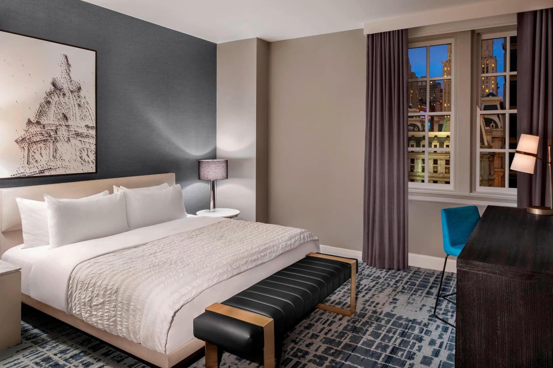 Courtyard by Marriott Philadelphia Downtown interior in Philadelphia, PA — gallery photo 2