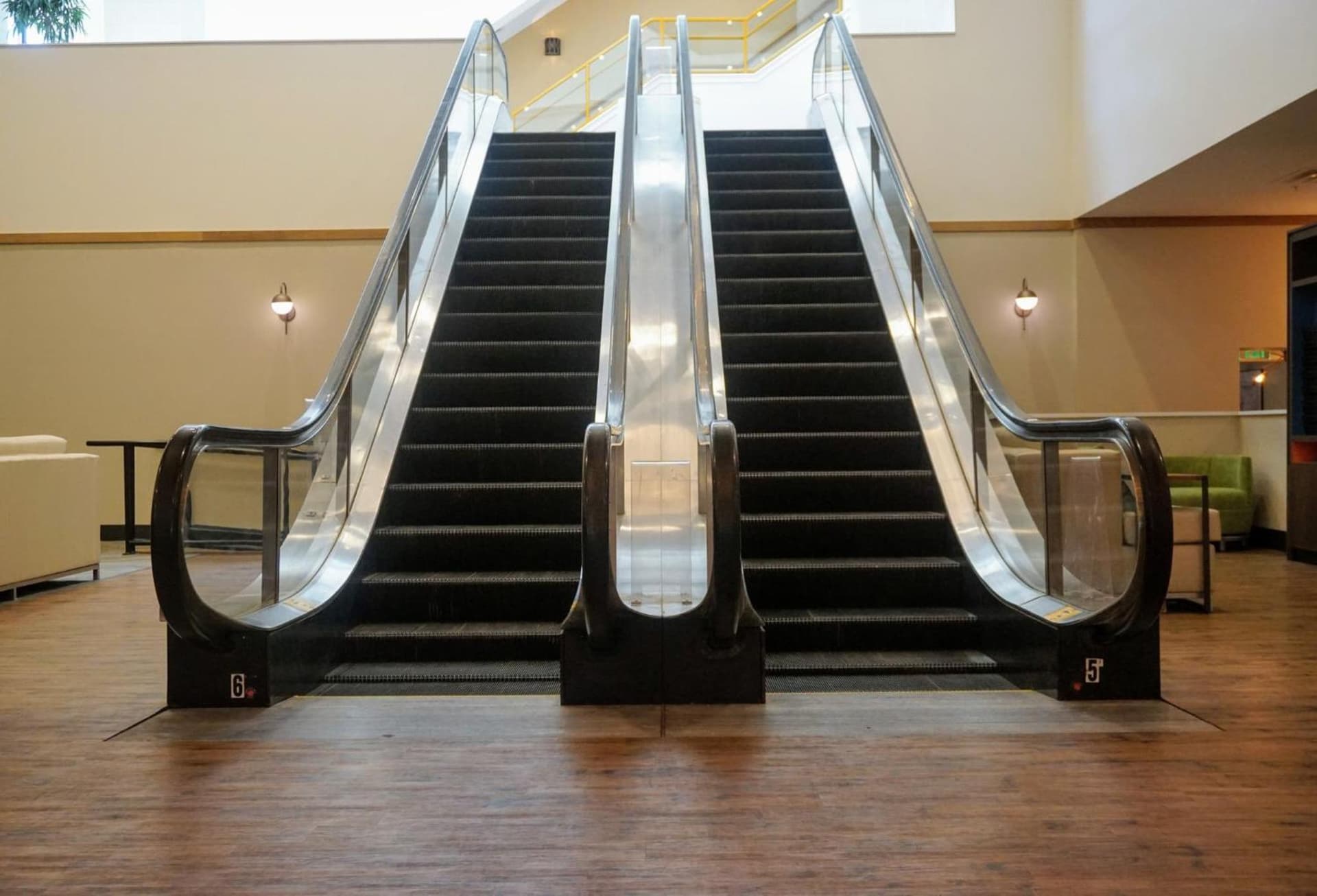 Holiday Inn Lancaster by IHG interior in Lancaster, PA — gallery photo 2