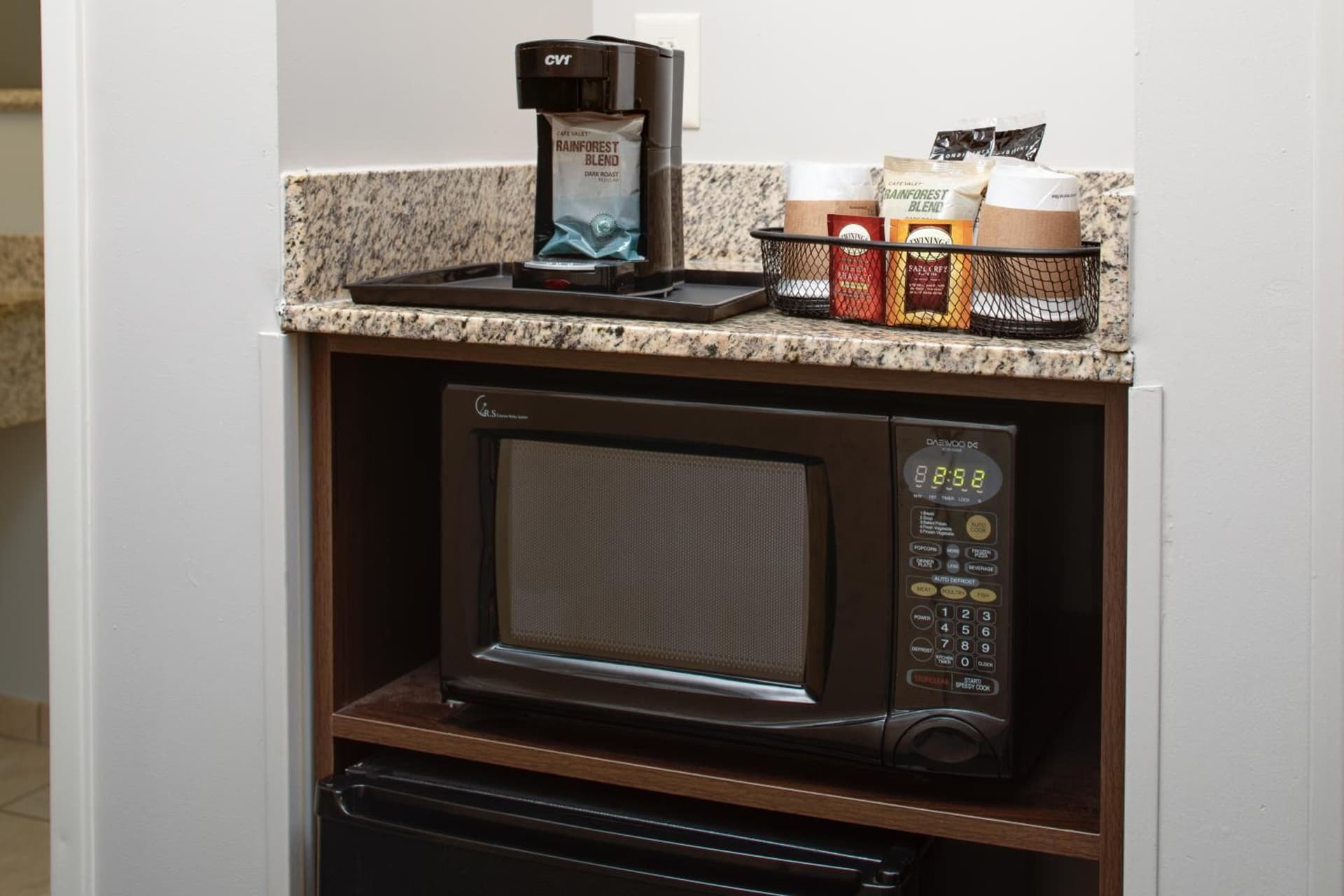 Courtyard by Marriott Houma interior in Houma, LA — gallery photo 2