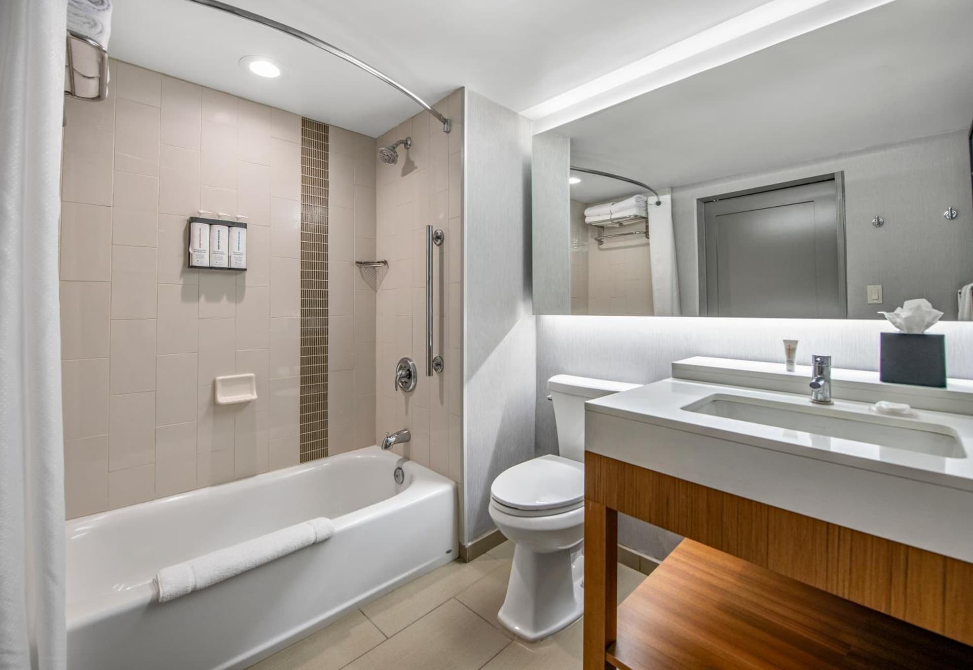 Hyatt Place Phoenix Chandler - Fashion Center gallery photo in Chandler, AZ — image 17