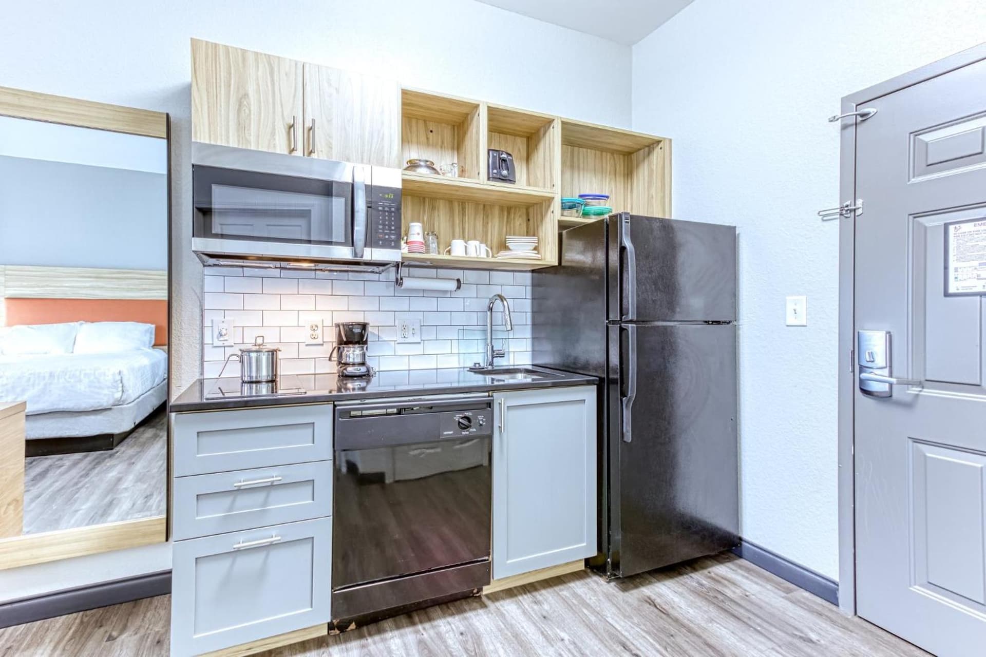 Candlewood Suites New Bern by IHG gallery photo in New Bern, NC — image 46