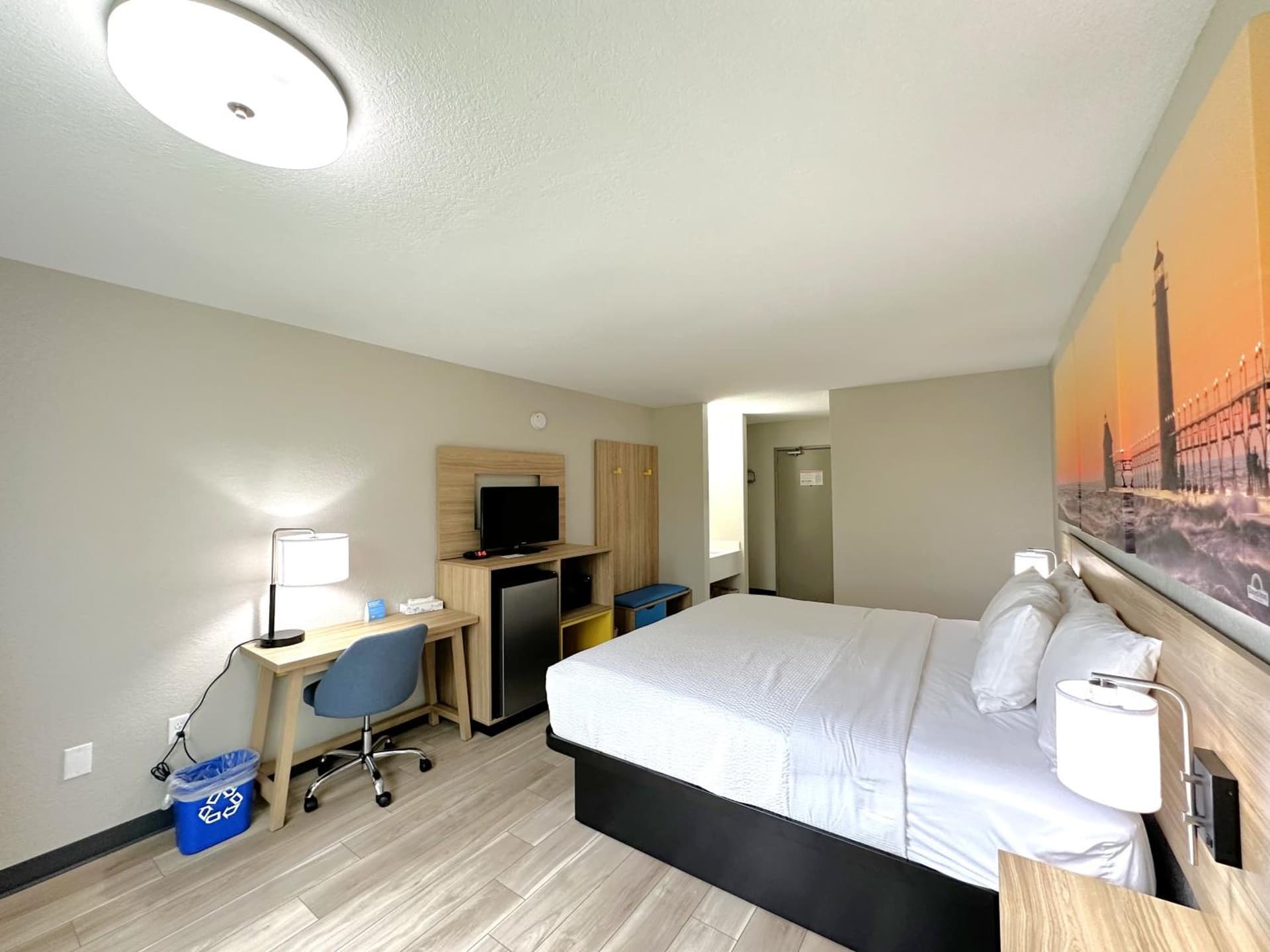 Days Inn by Wyndham Holland gallery photo in Holland, MI — image 16