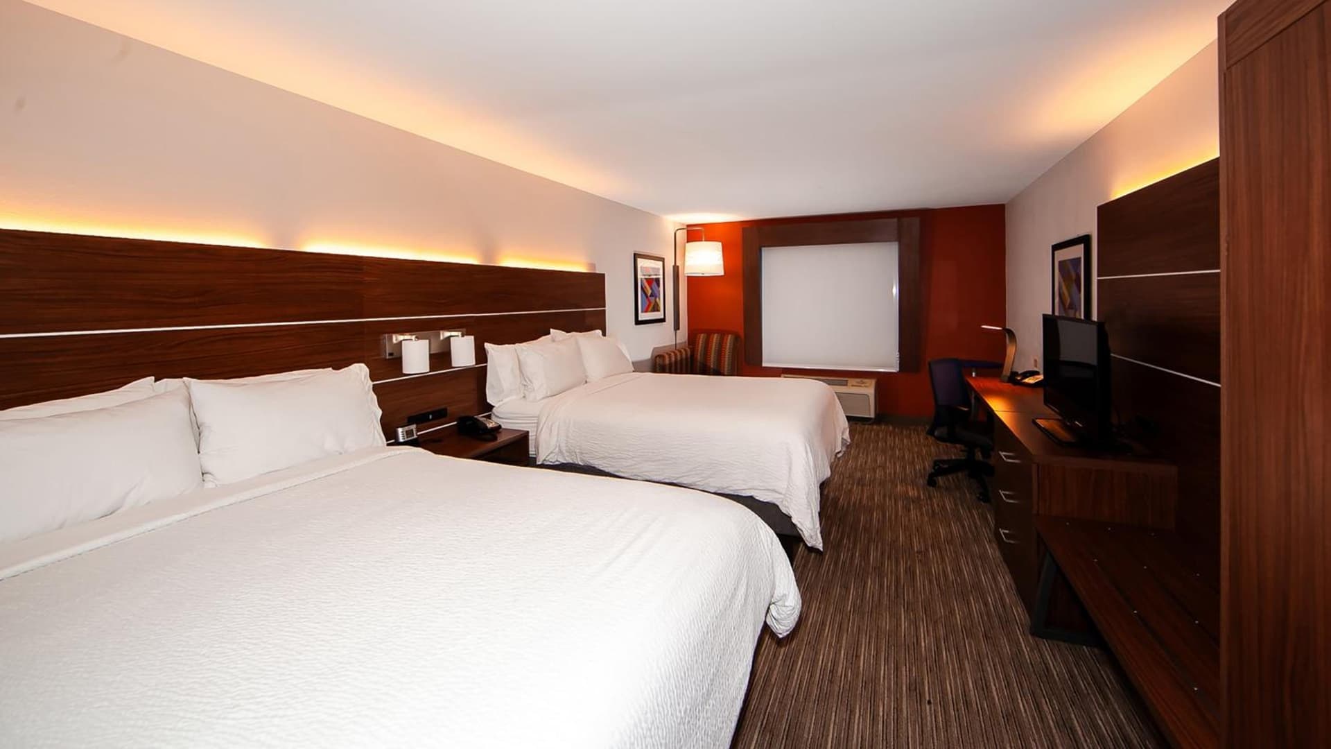 Holiday Inn Express Hotel & Suites Chicago South Lansing by IHG gallery photo in Lansing, IL — image 70