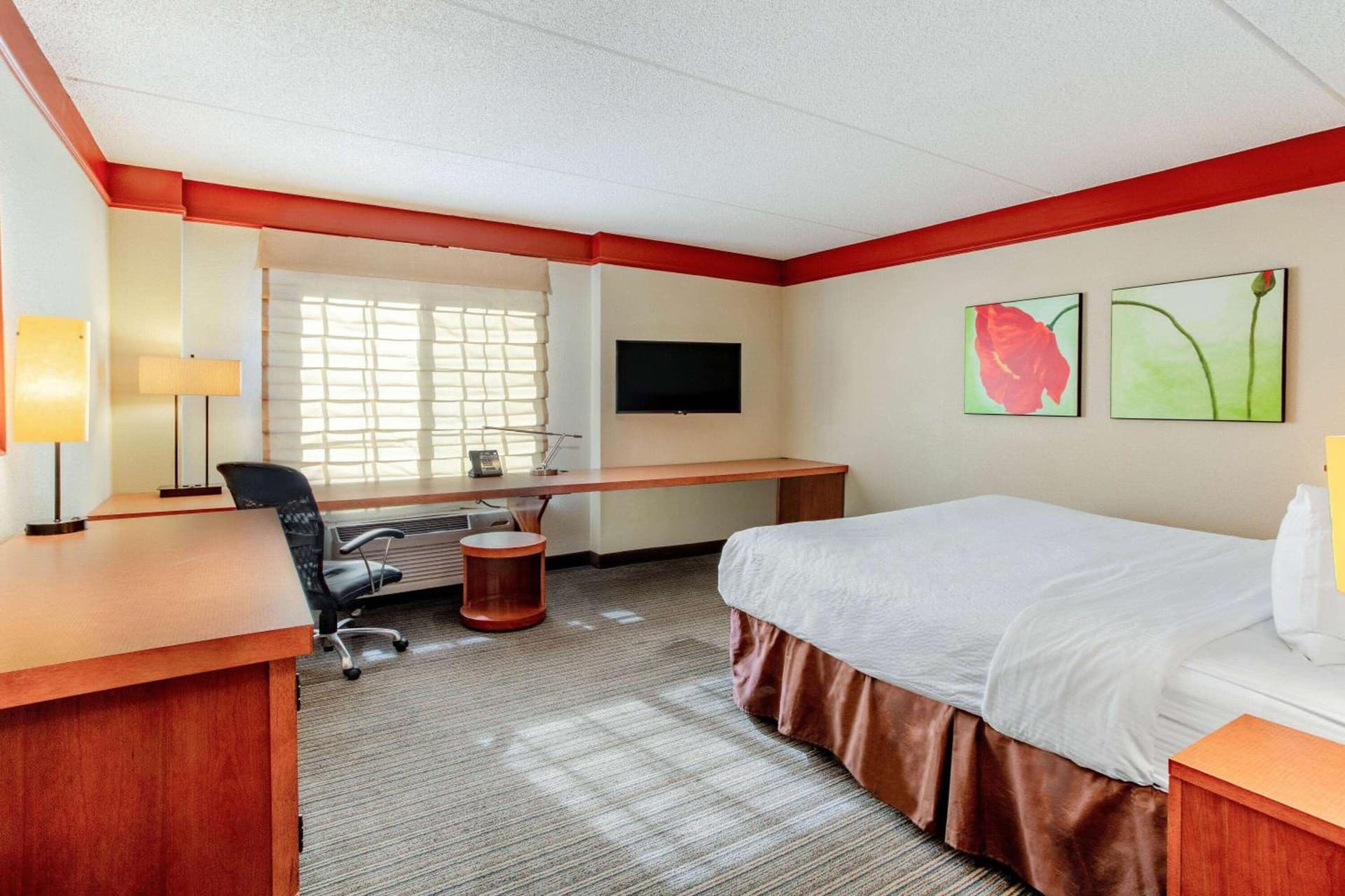 La Quinta by Wyndham Raleigh/Durham Southpoint gallery photo in Durham, NC — image 7