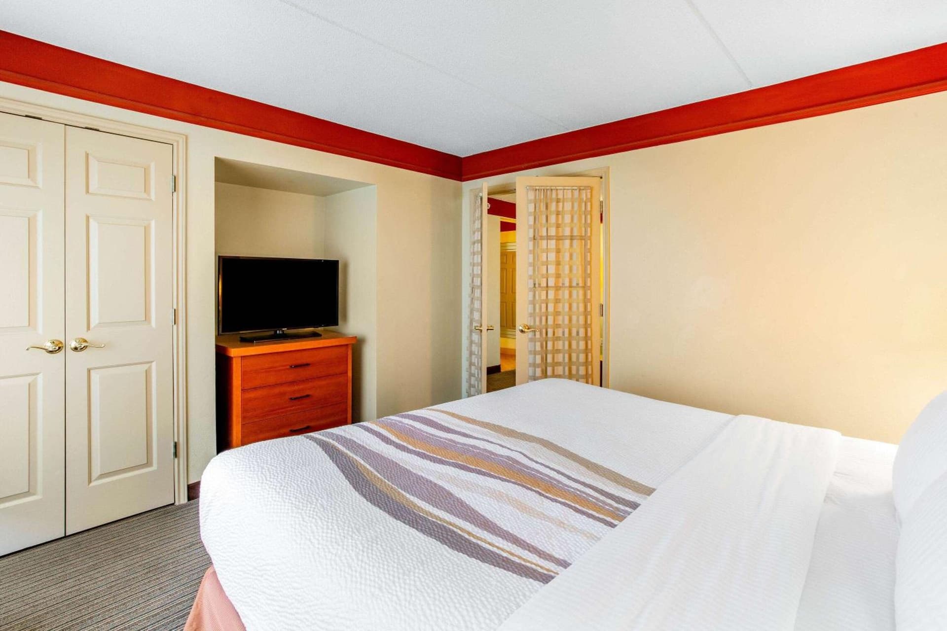 La Quinta by Wyndham Raleigh/Durham Southpoint gallery photo in Durham, NC — image 28