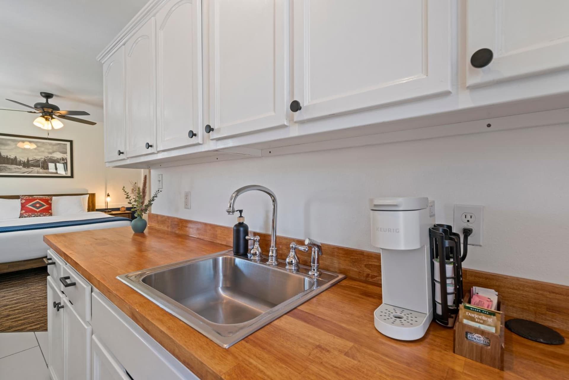 The Bent Elbow property views in Silverton, CO — gallery photo 3