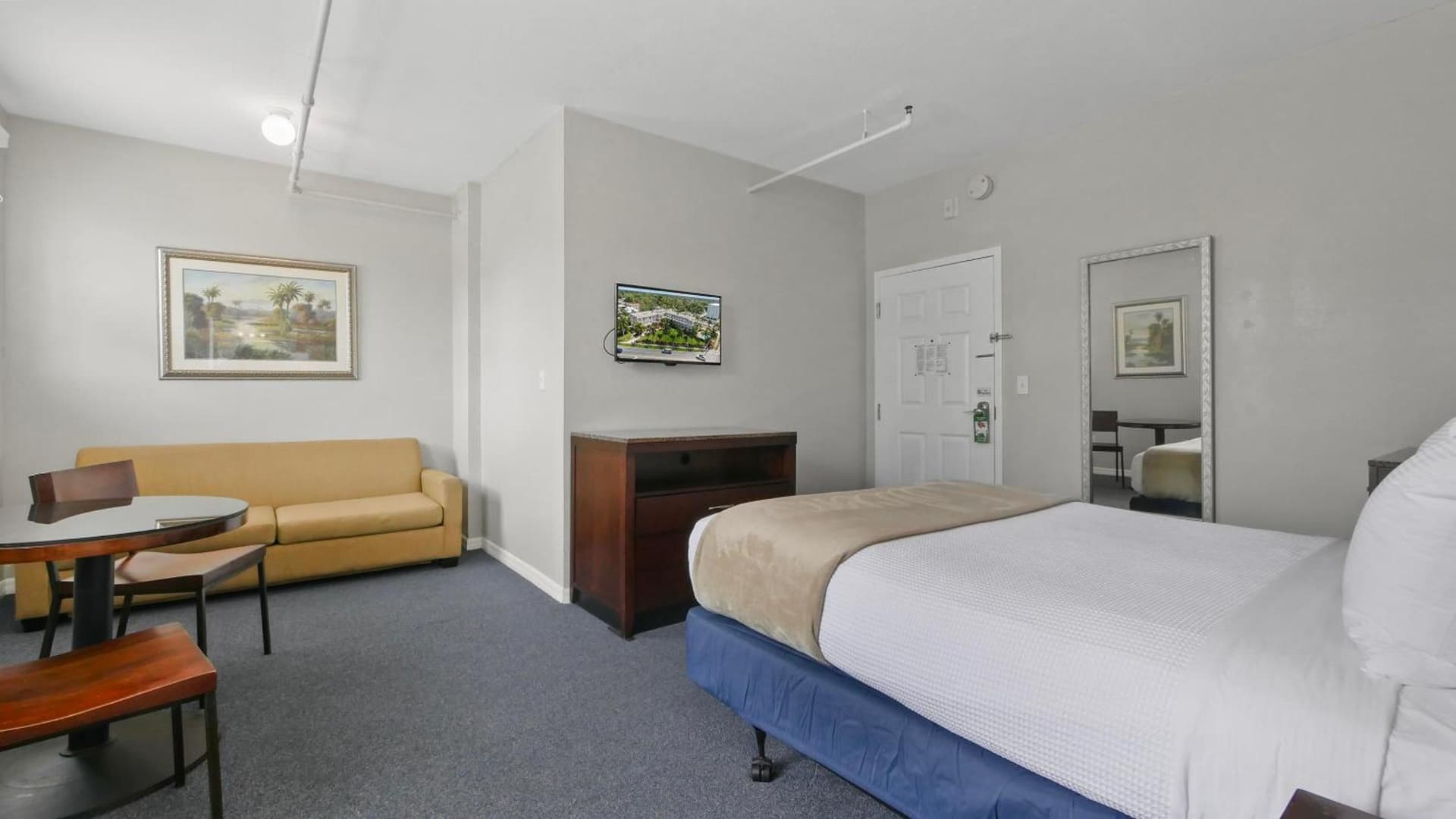 Crystal Bay Historic Hotel gallery photo in St Petersburg, FL — image 73