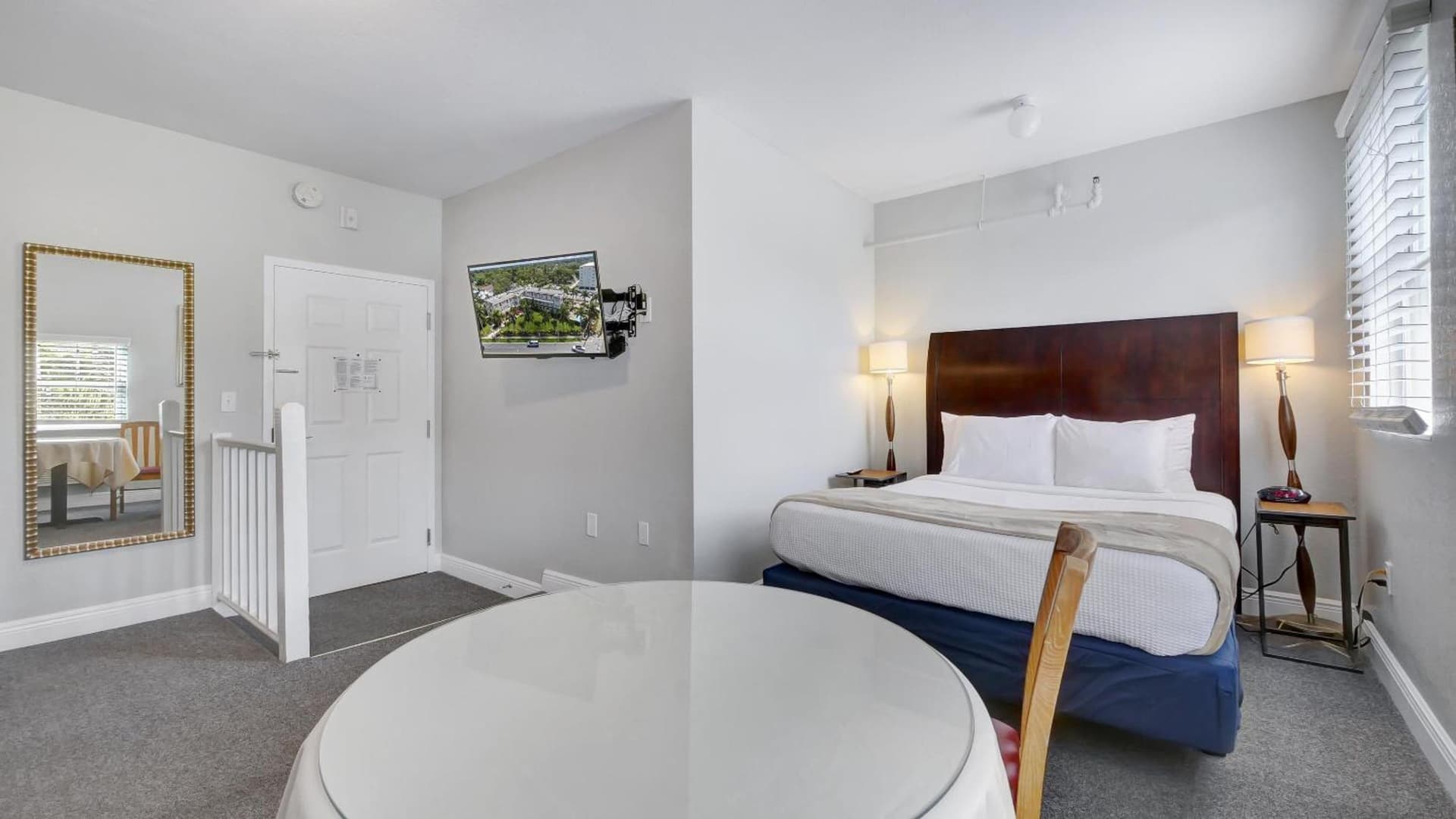 Crystal Bay Historic Hotel gallery photo in St Petersburg, FL — image 48