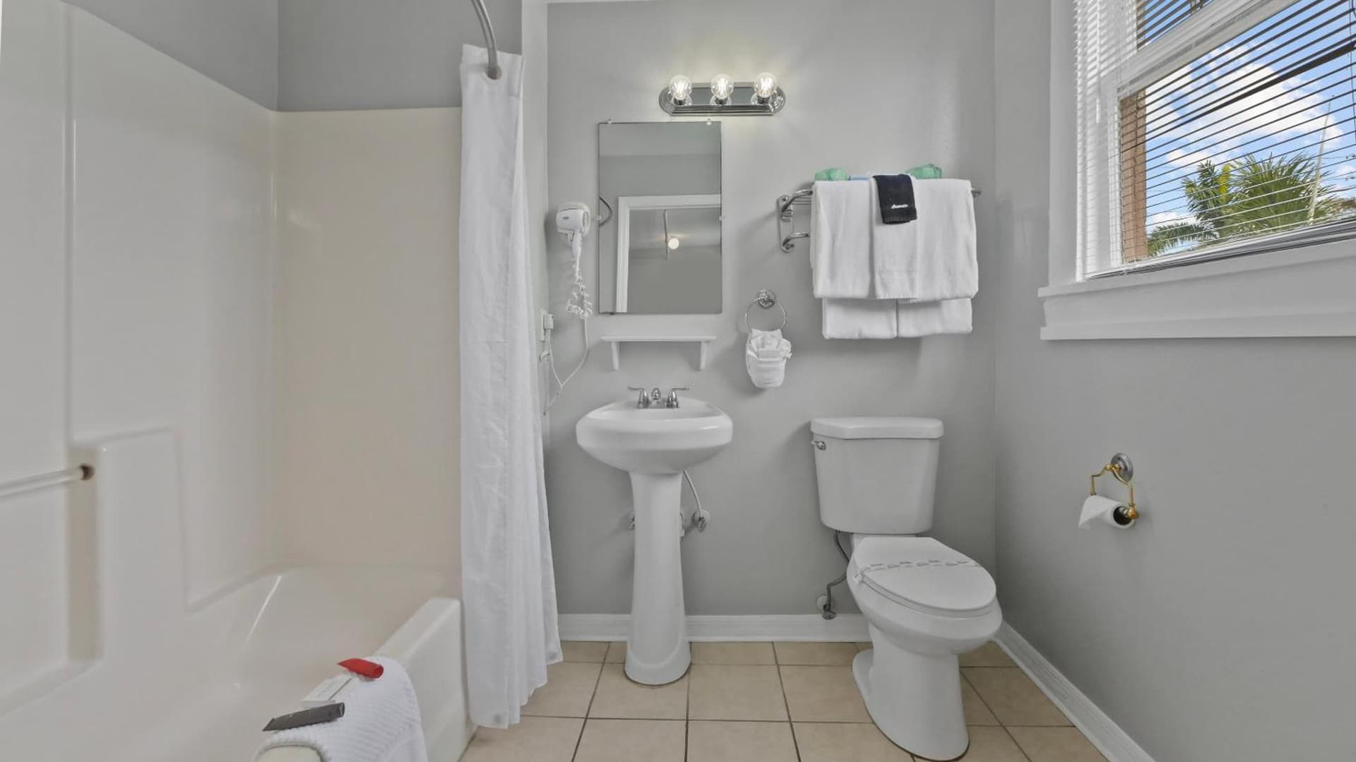 Crystal Bay Historic Hotel gallery photo in St Petersburg, FL — image 83