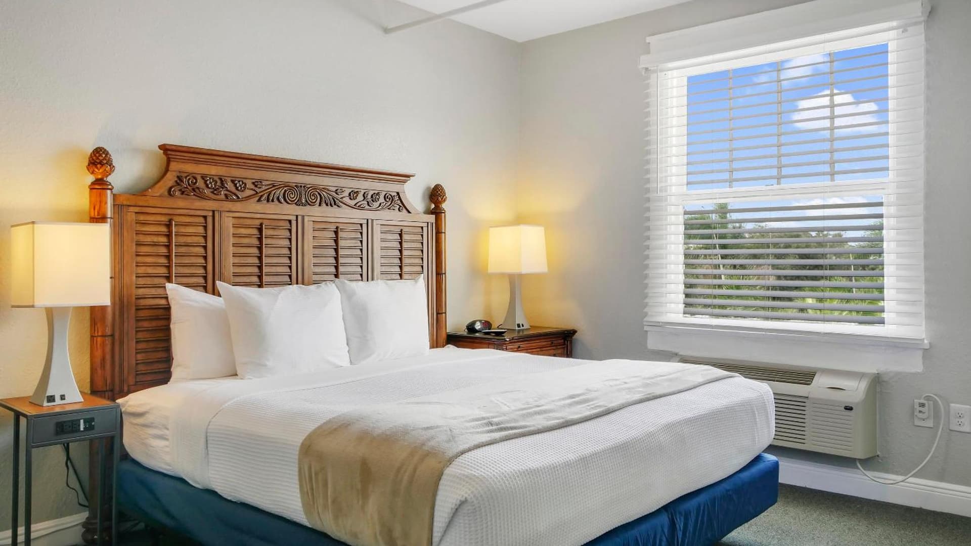 Crystal Bay Historic Hotel gallery photo in St Petersburg, FL — image 79
