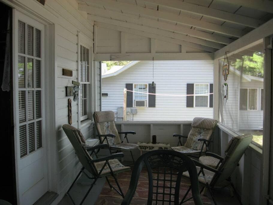 Bristol Cottage- Coachlite Resort in Minocqua — hotel in Minocqua, Wisconsin