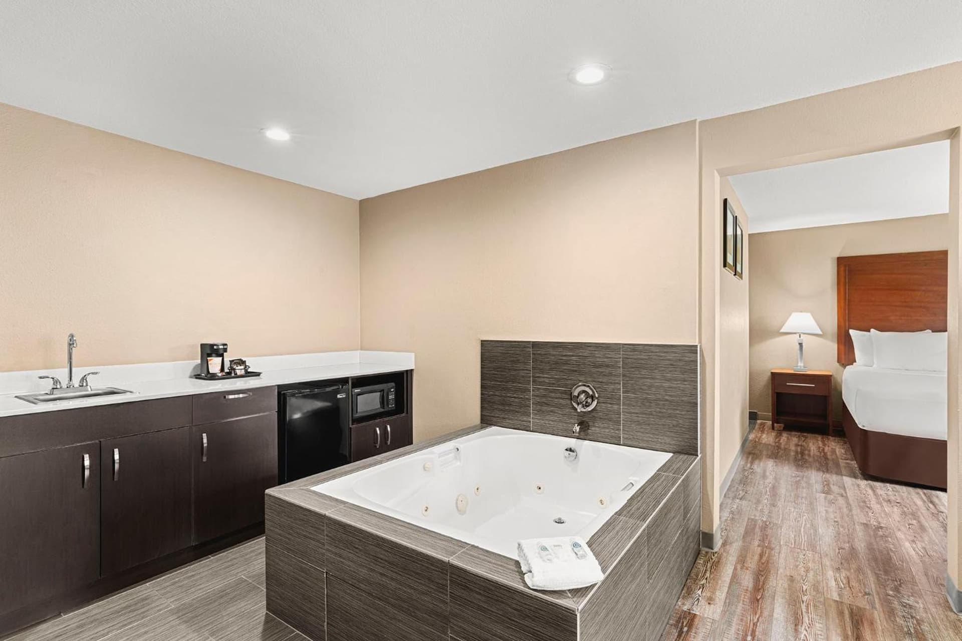 Comfort Inn & Suites Beaverton - Portland West gallery photo in Beaverton, OR — image 42