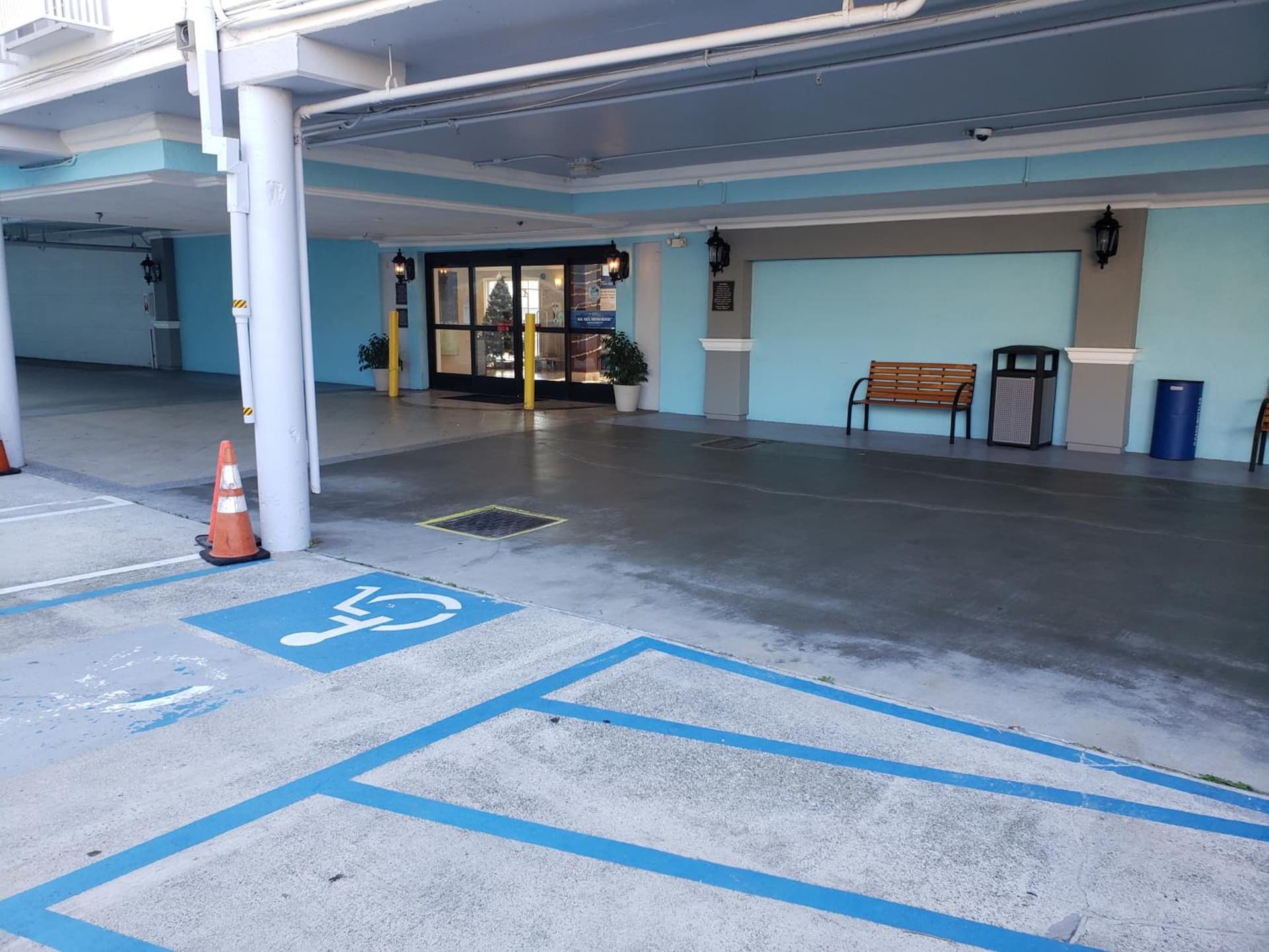 Best Western Plus Marina Shores Hotel gallery photo in Dana Point, CA — image 26