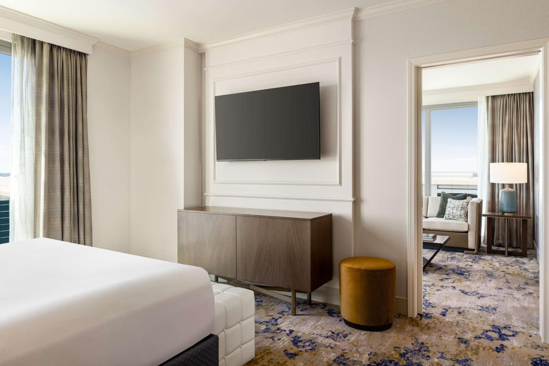 Hilton BNA Nashville Airport Terminal gallery photo in Nashville, TN — image 24