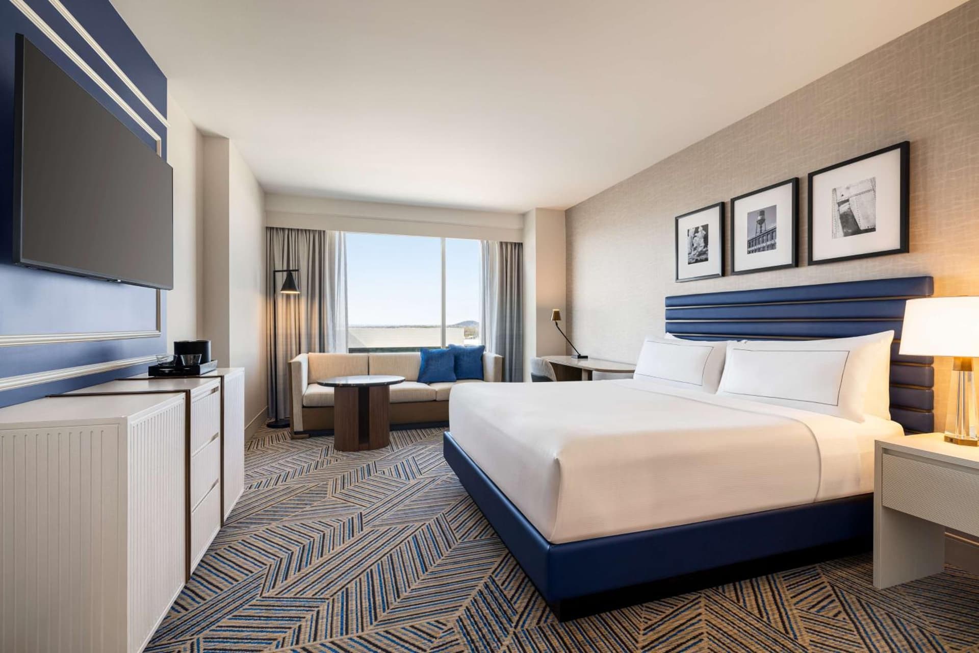 Hilton BNA Nashville Airport Terminal gallery photo in Nashville, TN — image 19