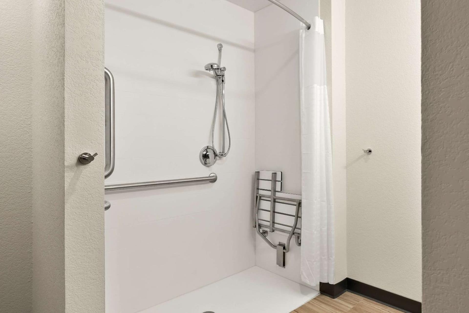 Everhome Suites Nampa Boise gallery photo in Nampa, ID — image 18