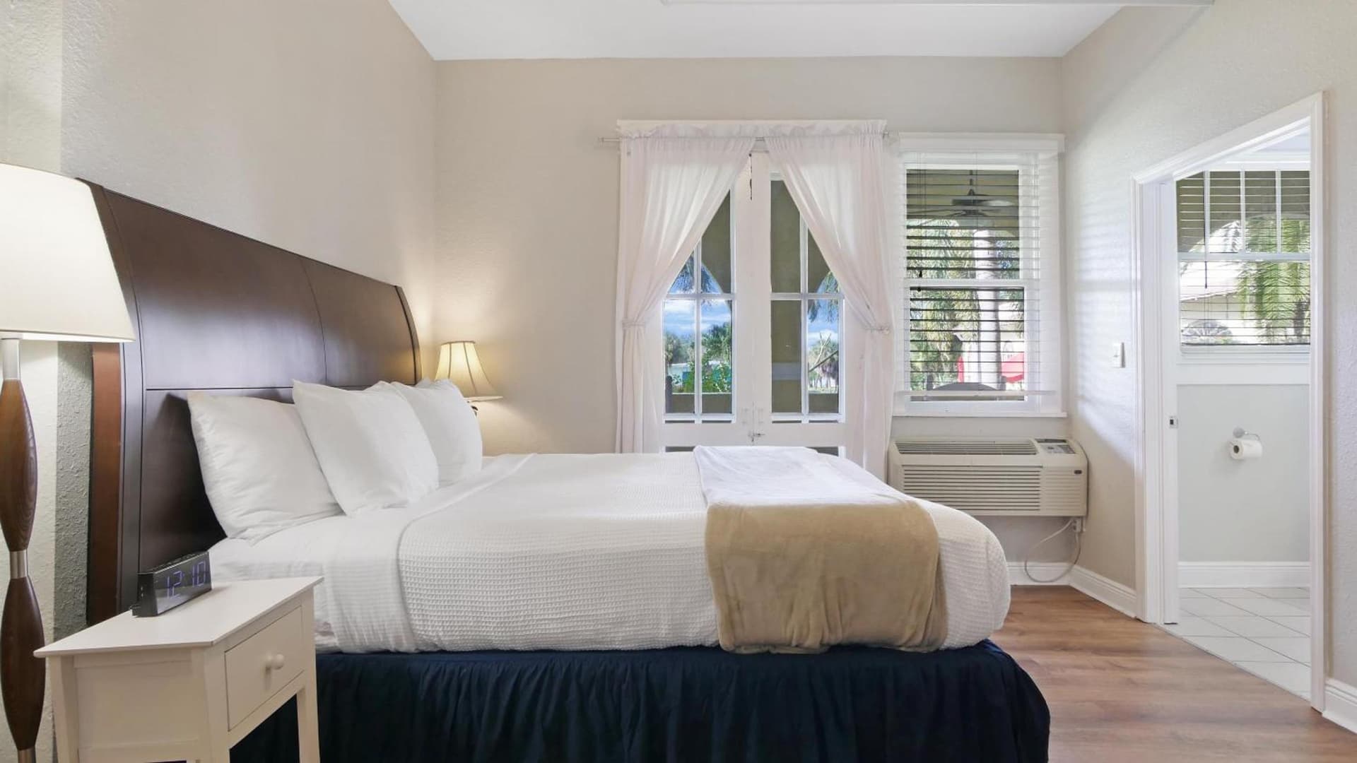 Crystal Bay Historic Hotel gallery photo in St Petersburg, FL — image 25